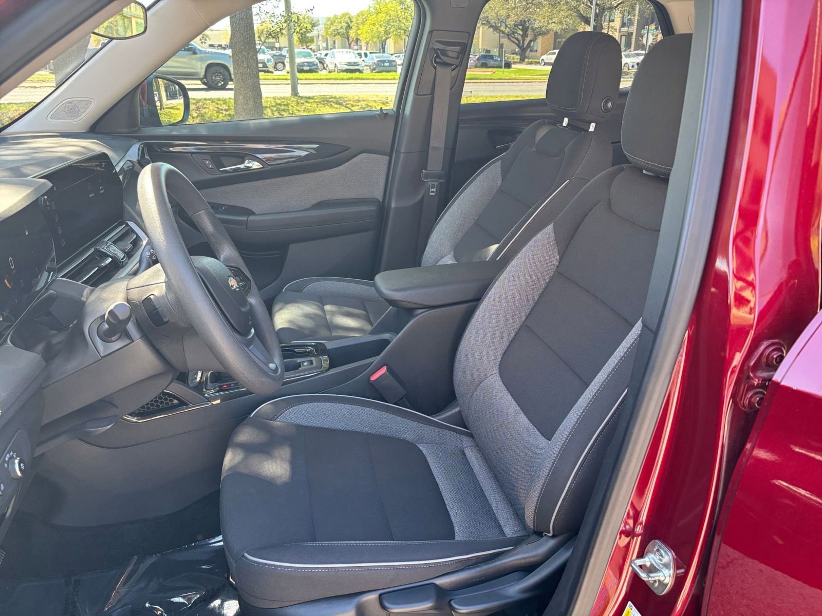 Thumbnail: 2025 Chevrolet TrailBlazer - 31