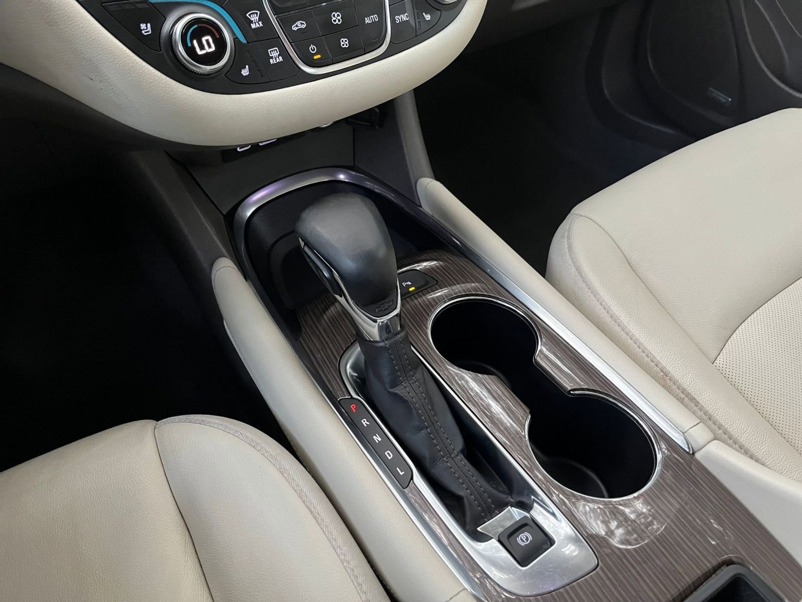 Thumbnail: 2024 Chevrolet Malibu - 35