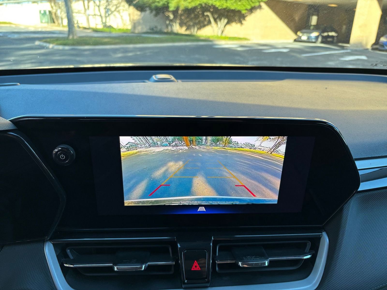 Thumbnail: 2025 Chevrolet TrailBlazer - 17