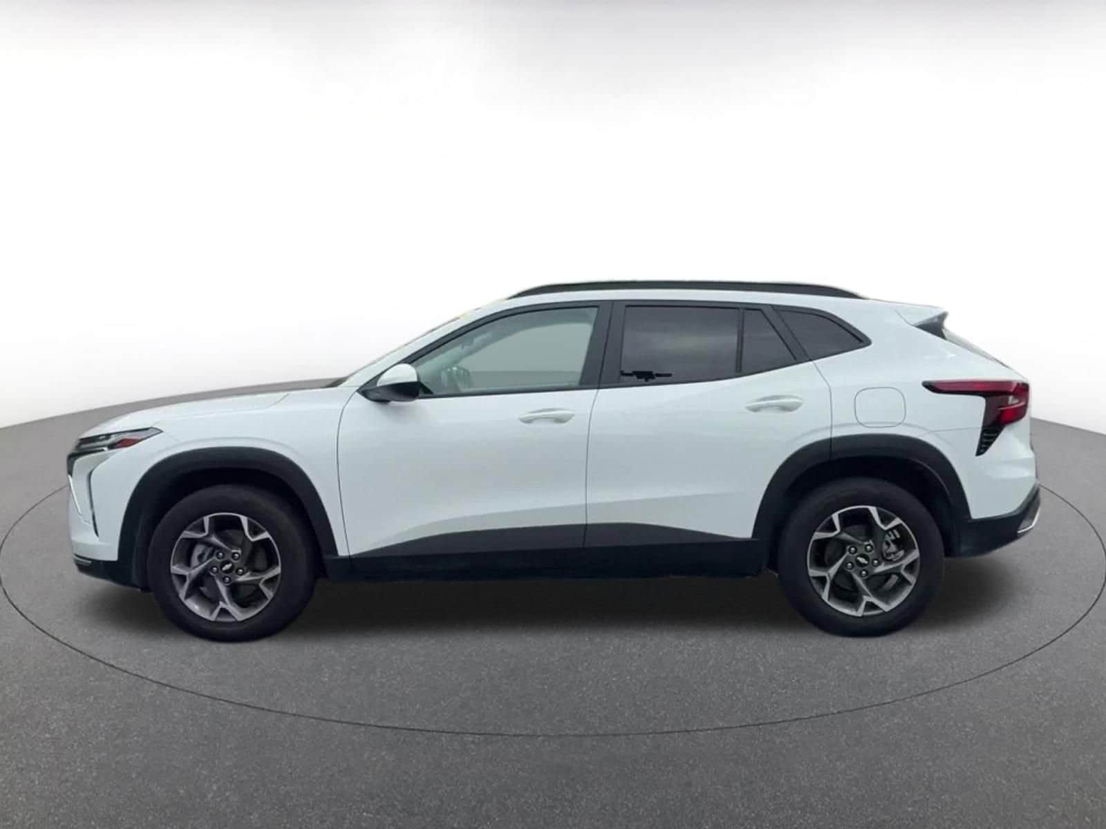 Thumbnail: 2025 Chevrolet Trax - 10