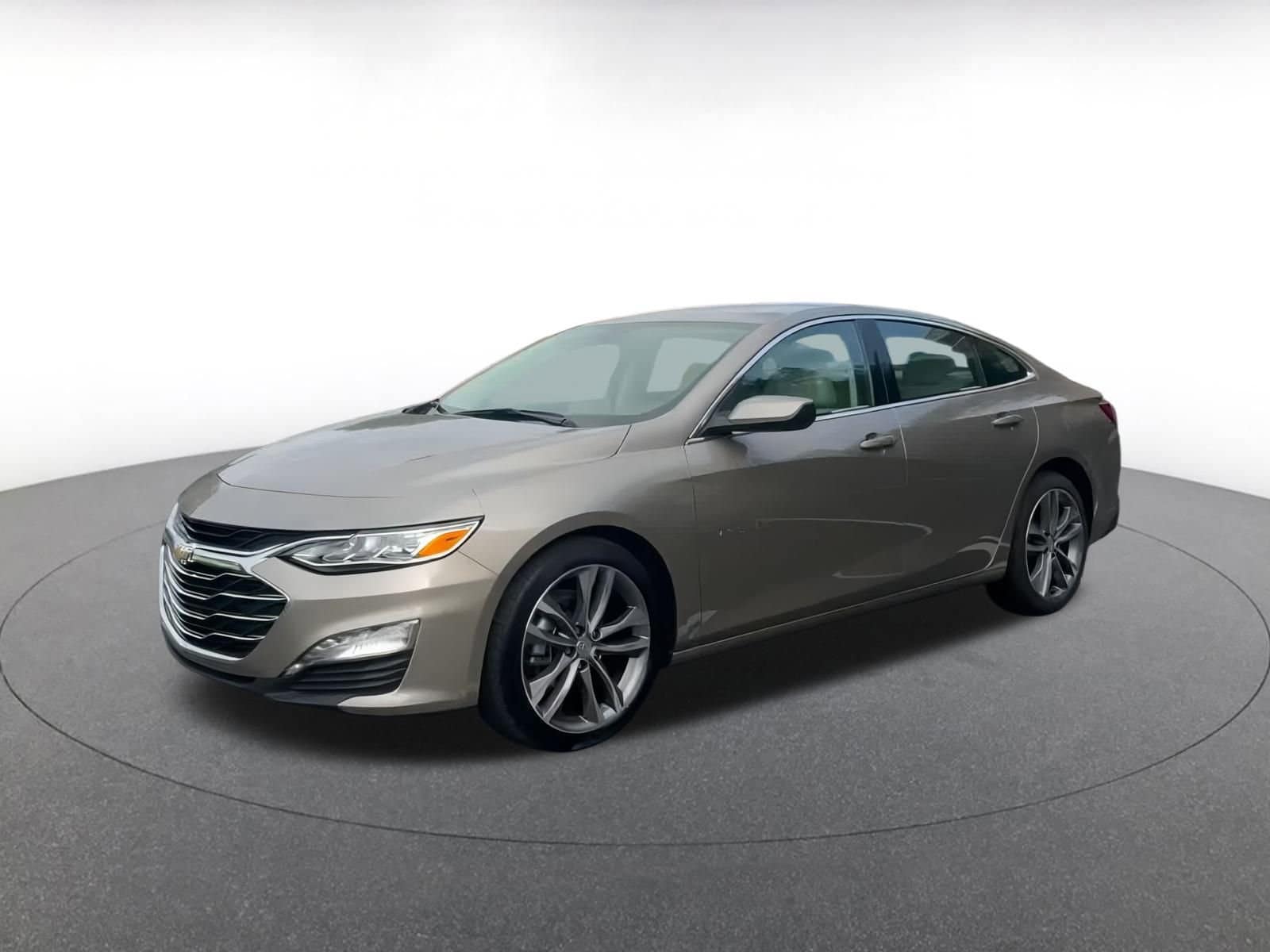 Thumbnail: 2024 Chevrolet Malibu - 7