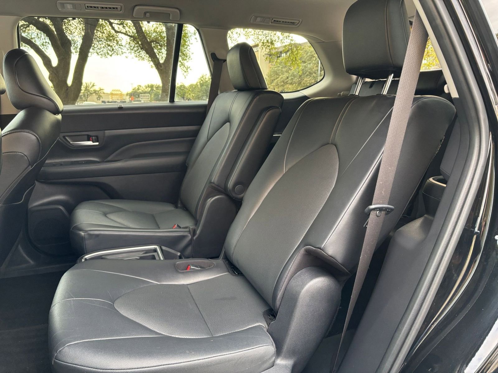 Thumbnail: 2025 Toyota Grand Highlander - 20