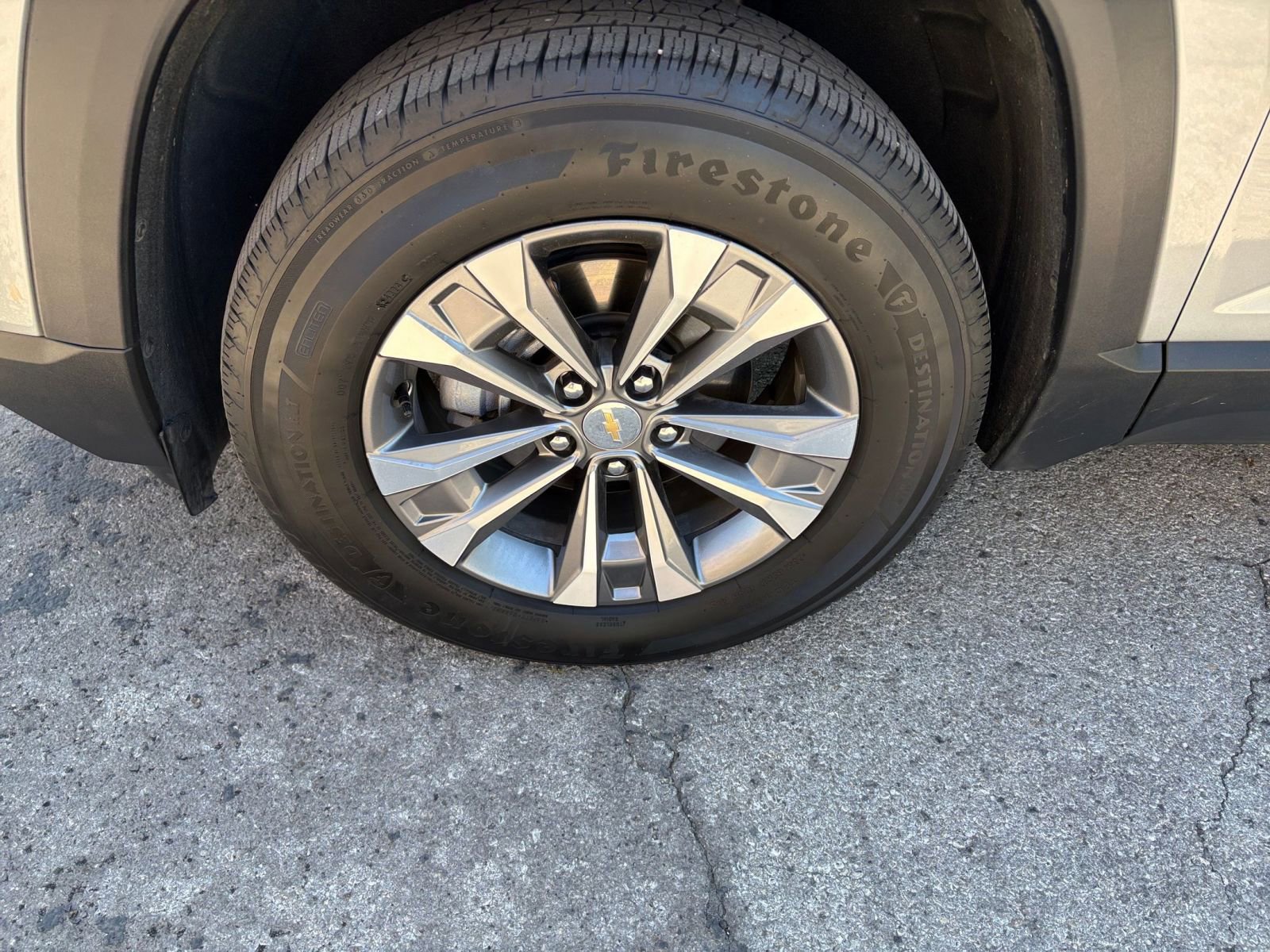 Thumbnail: 2025 Chevrolet Equinox - 25