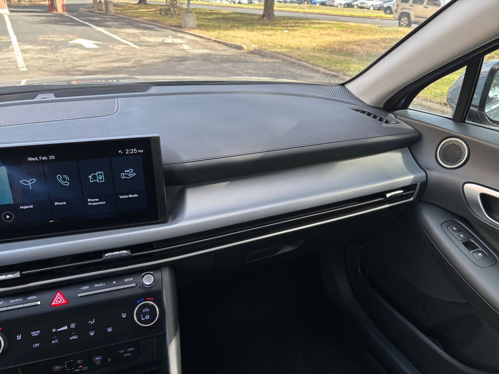 Thumbnail: 2025 Hyundai Sonata - 30