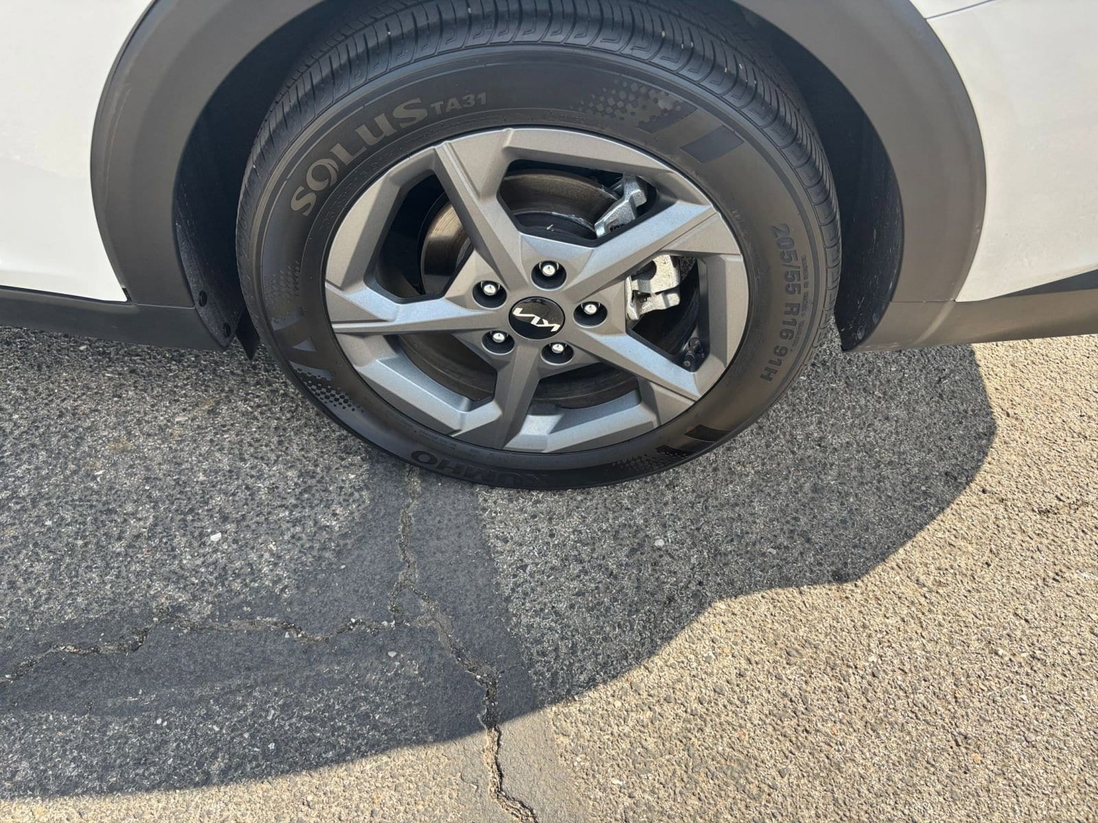 Thumbnail: 2025 Kia K4 - 25