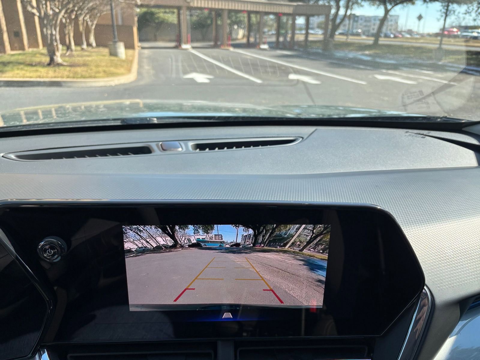 Thumbnail: 2025 Chevrolet Trax - 20