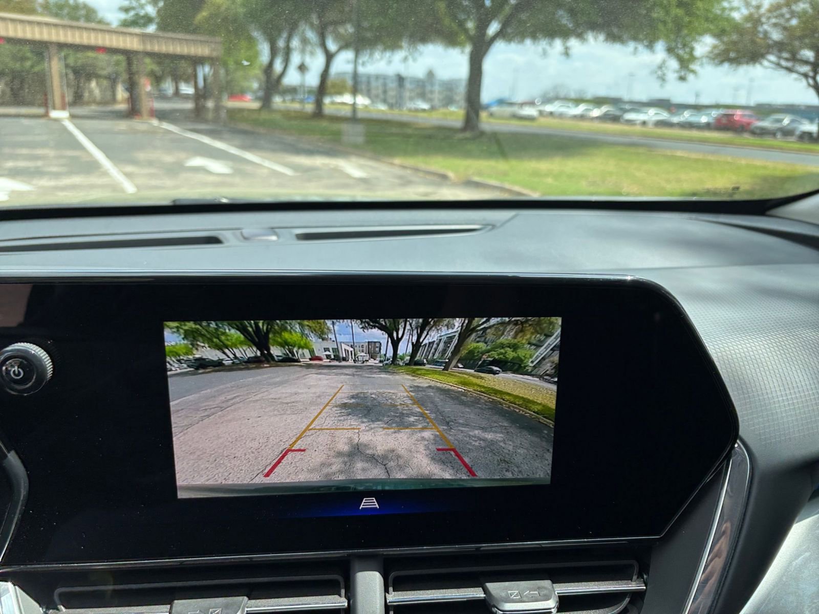 Thumbnail: 2025 Chevrolet Trax - 20