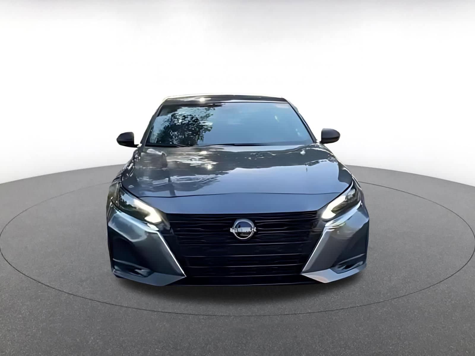 Thumbnail: 2025 Nissan Altima - 15