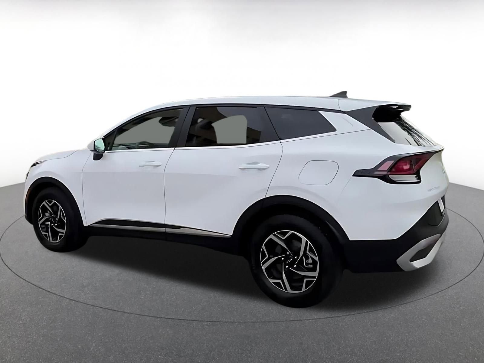 Thumbnail: 2025 Kia Sportage - 10