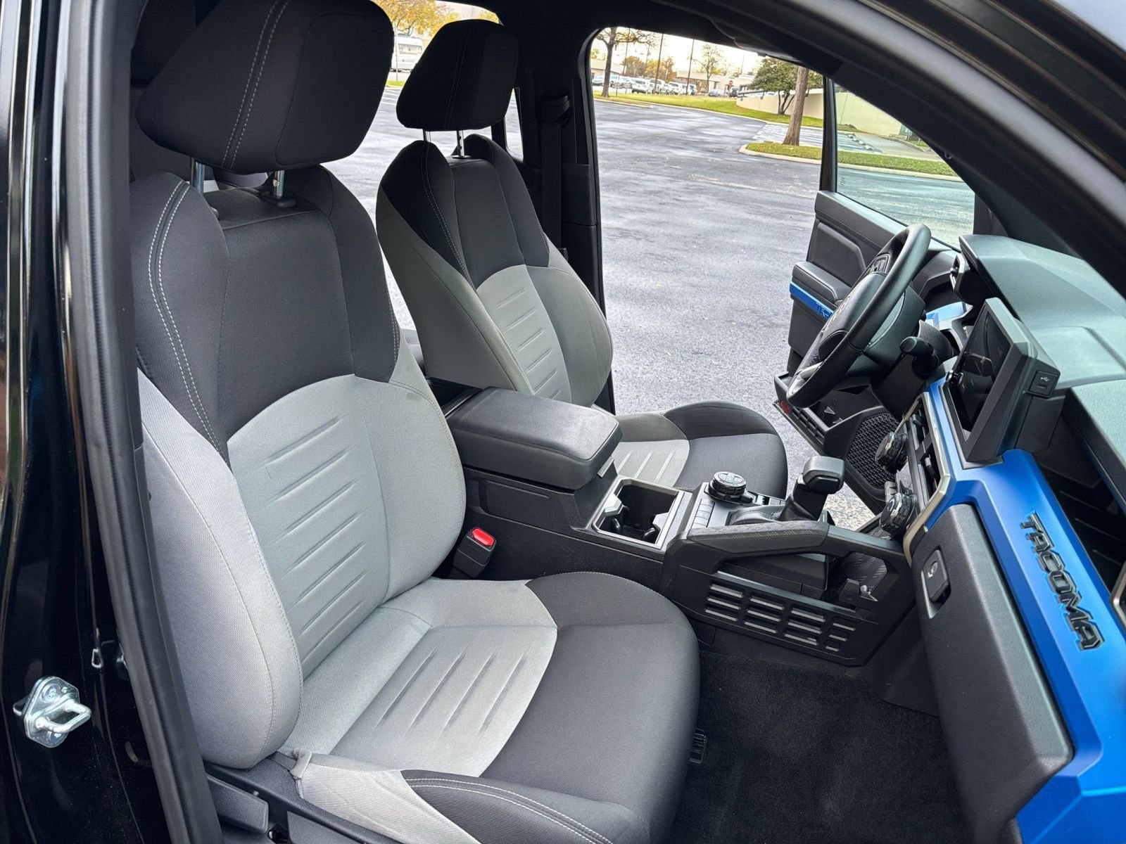 Thumbnail: 2025 Toyota Tacoma - 30