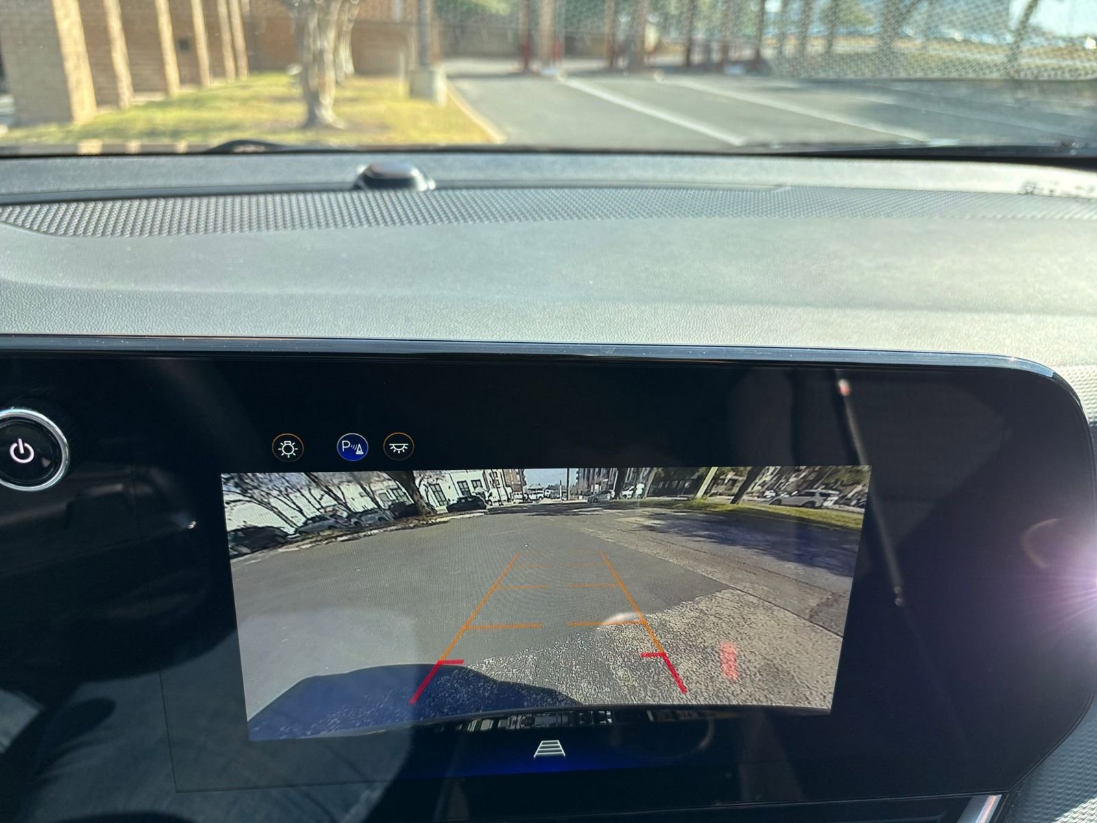 Thumbnail: 2025 Chevrolet Equinox - 17