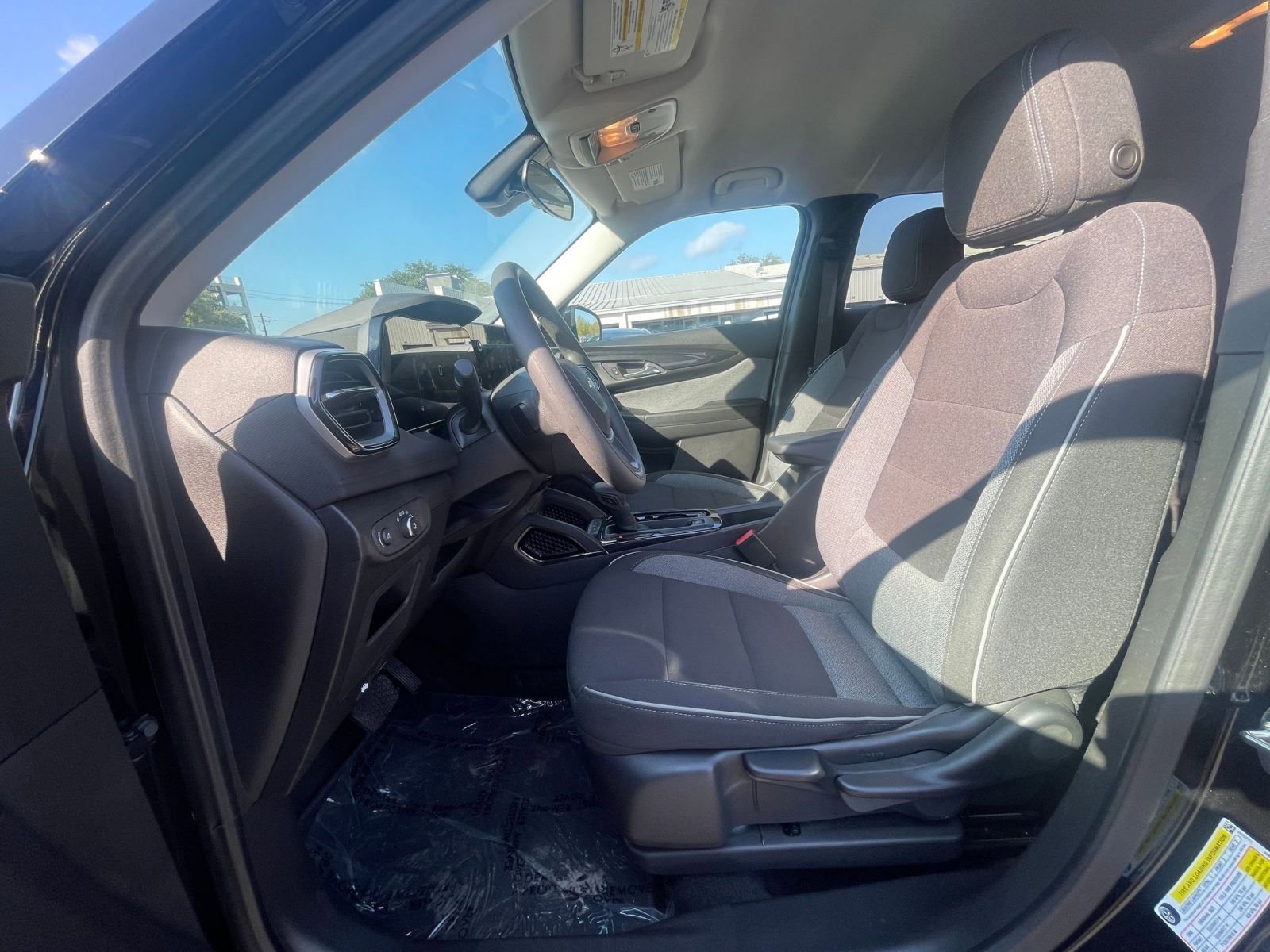 Thumbnail: 2025 Chevrolet TrailBlazer - 25