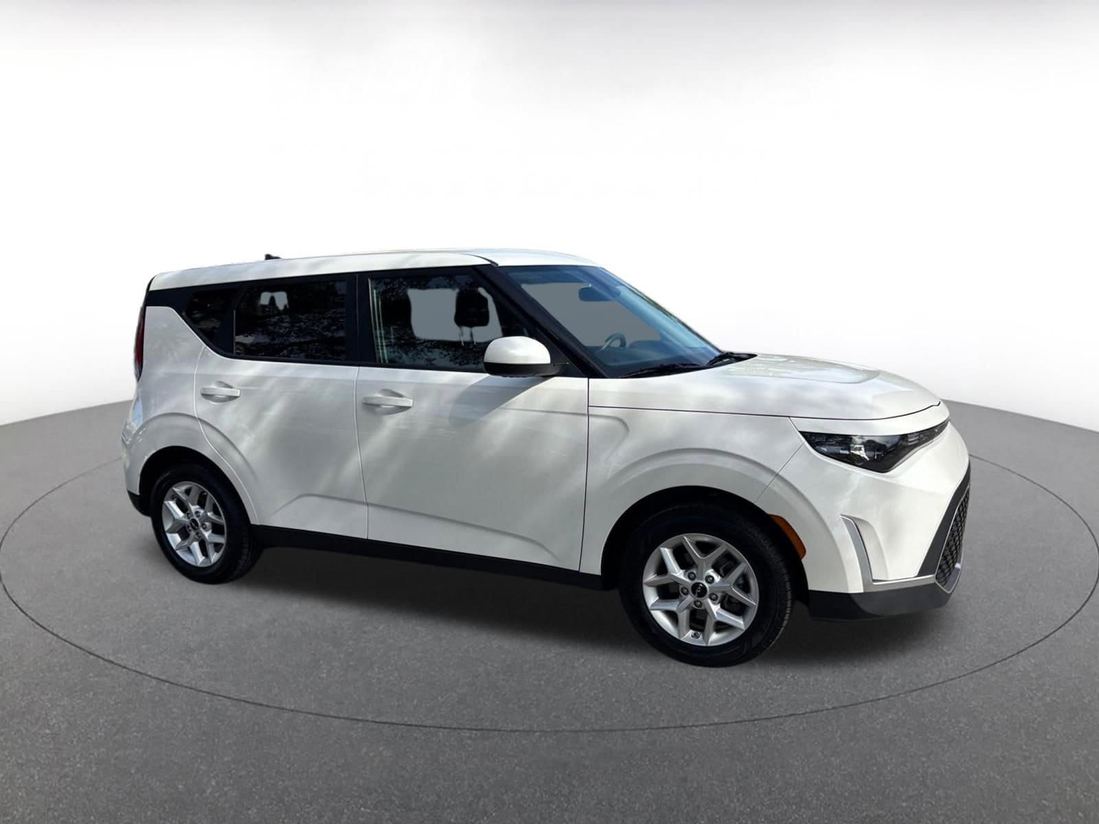 Thumbnail: 2025 Kia Soul - 1