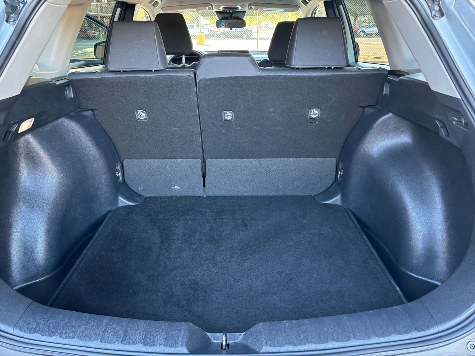 Thumbnail: 2025 Toyota Corolla Cross - 25