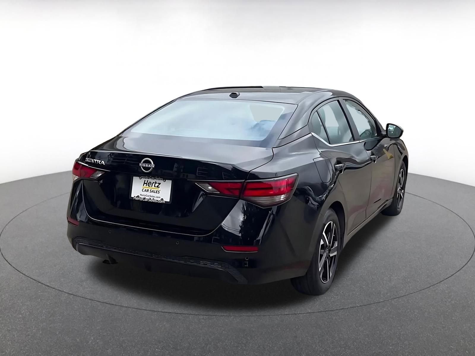 Thumbnail: 2025 Nissan Sentra - 13