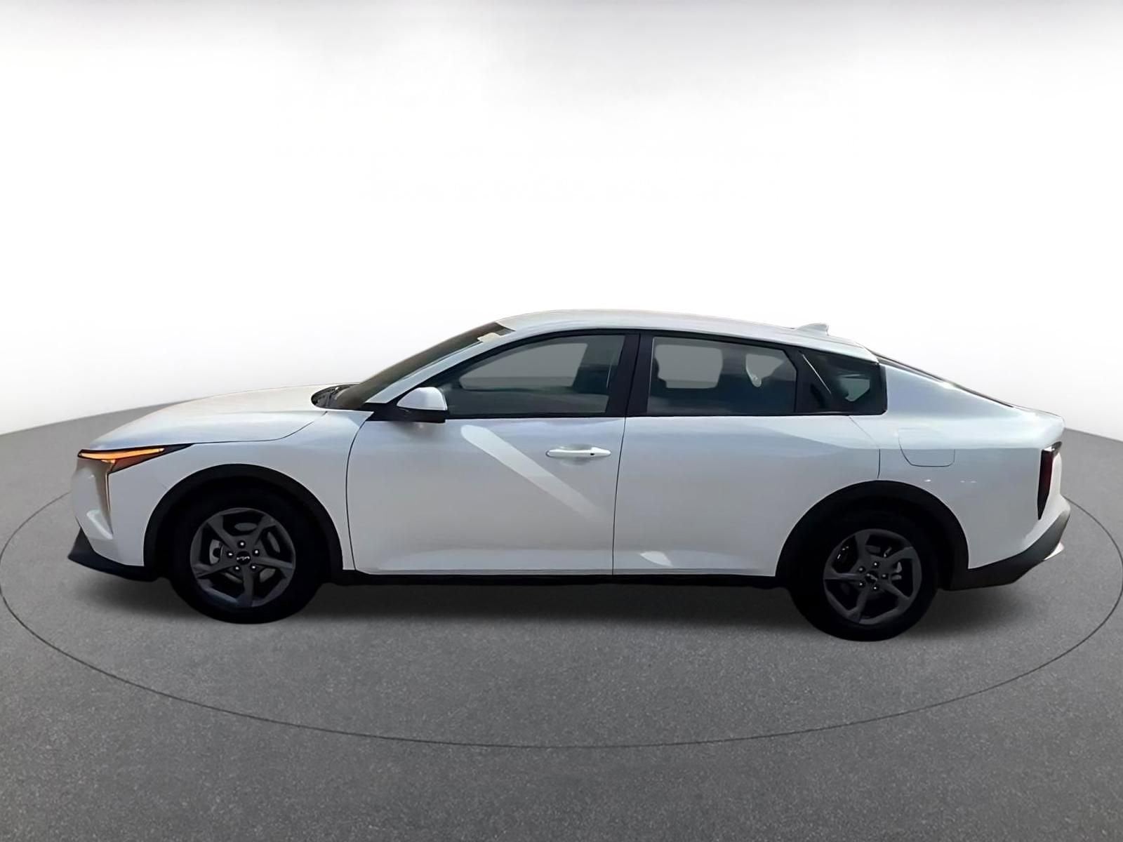 Thumbnail: 2025 Kia K4 - 8