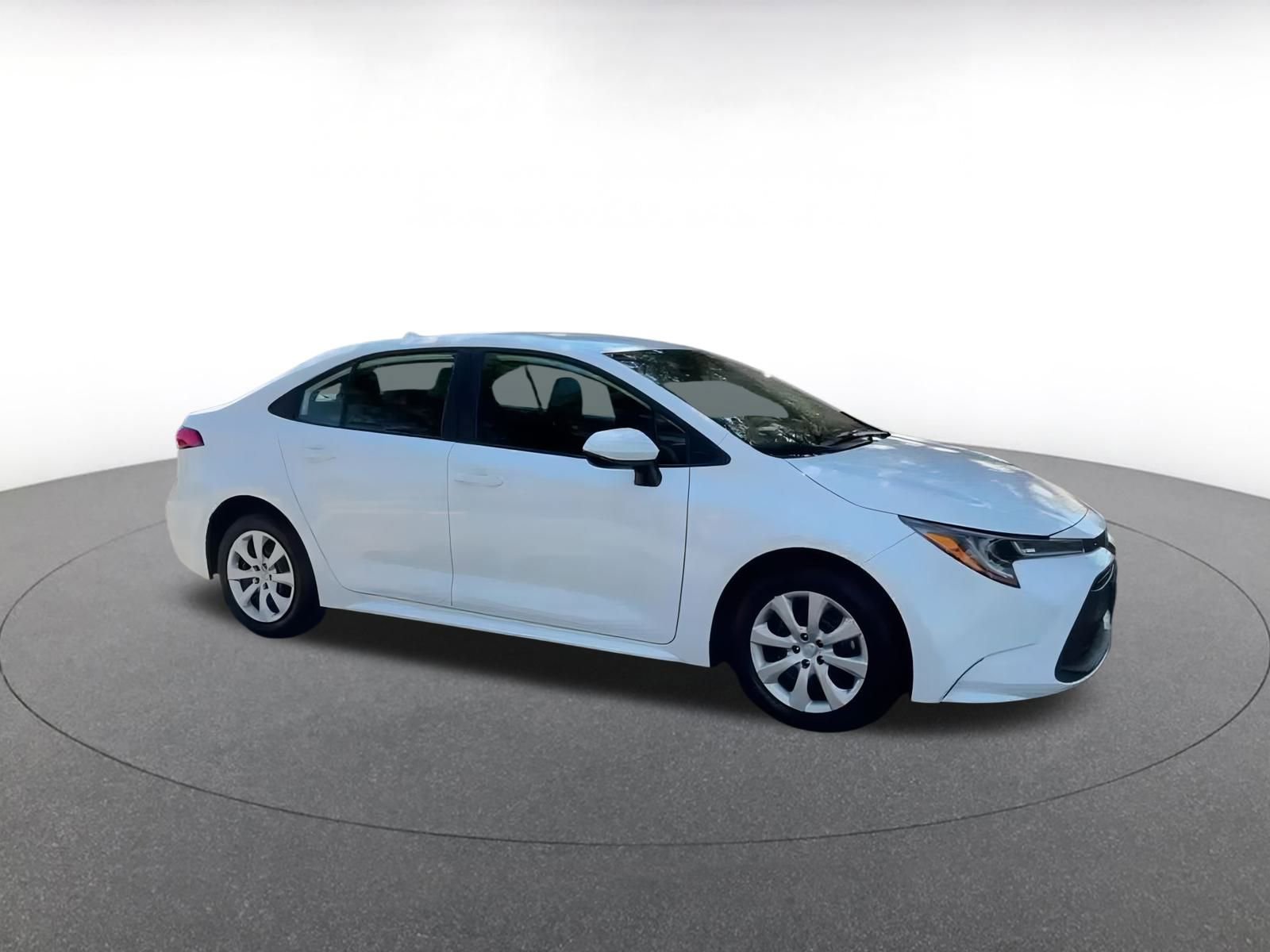 Thumbnail: 2025 Toyota Corolla - 2