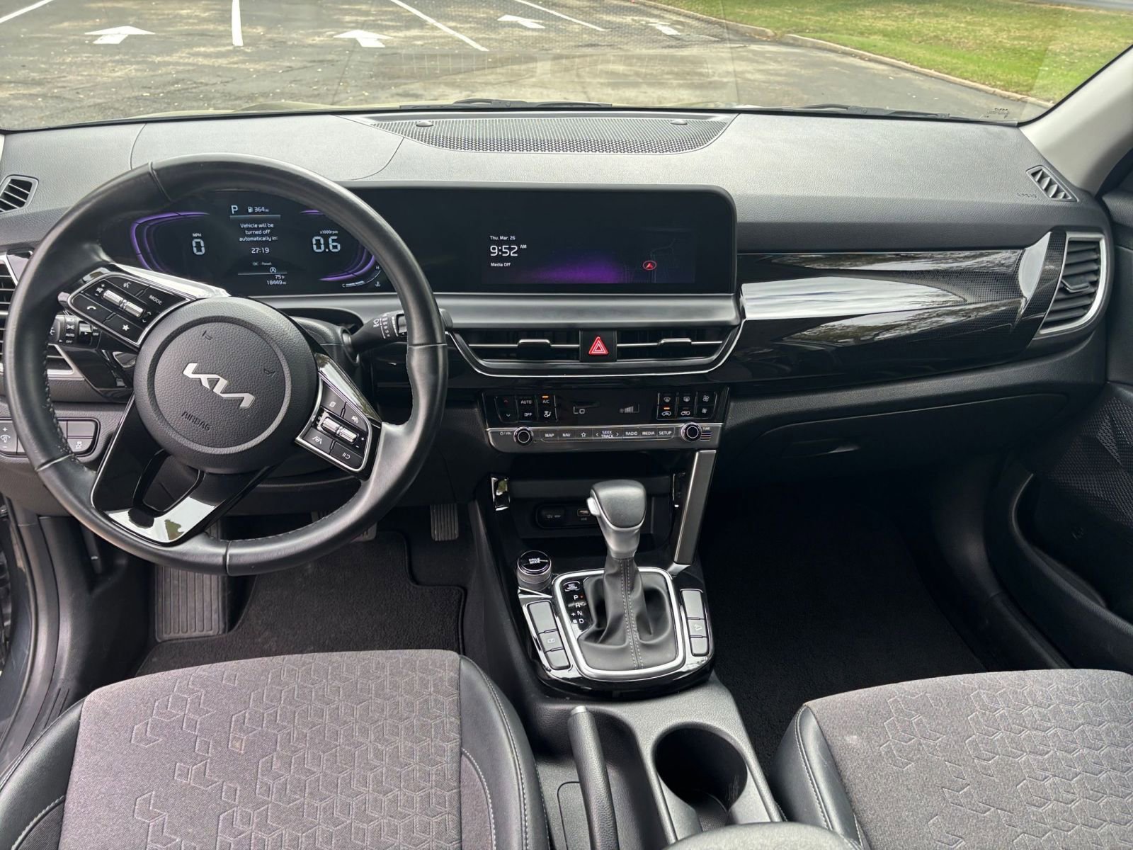 Thumbnail: 2025 Kia Seltos - 30