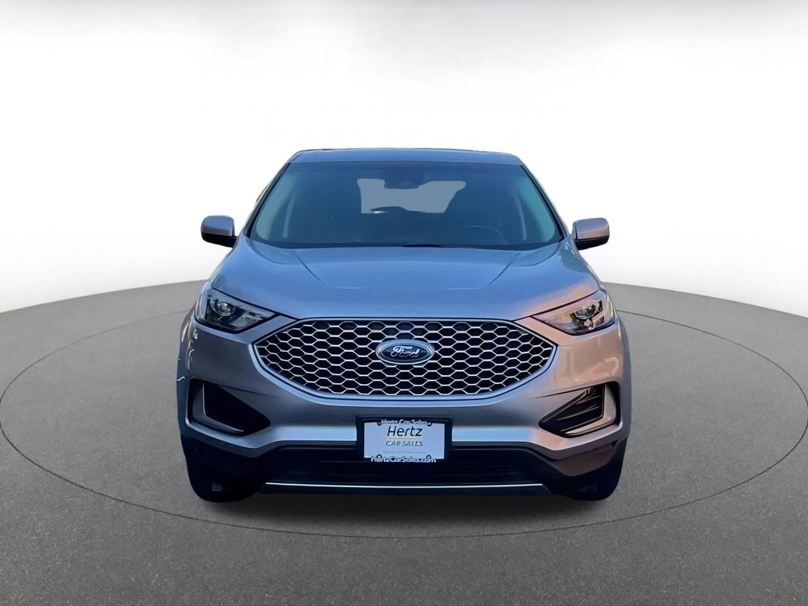 Thumbnail: 2023 Ford Edge - 5