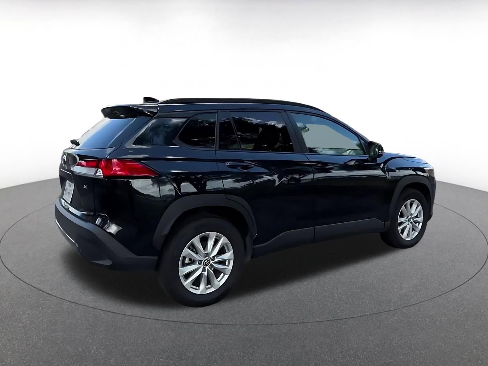 Thumbnail: 2025 Toyota Corolla Cross - 15