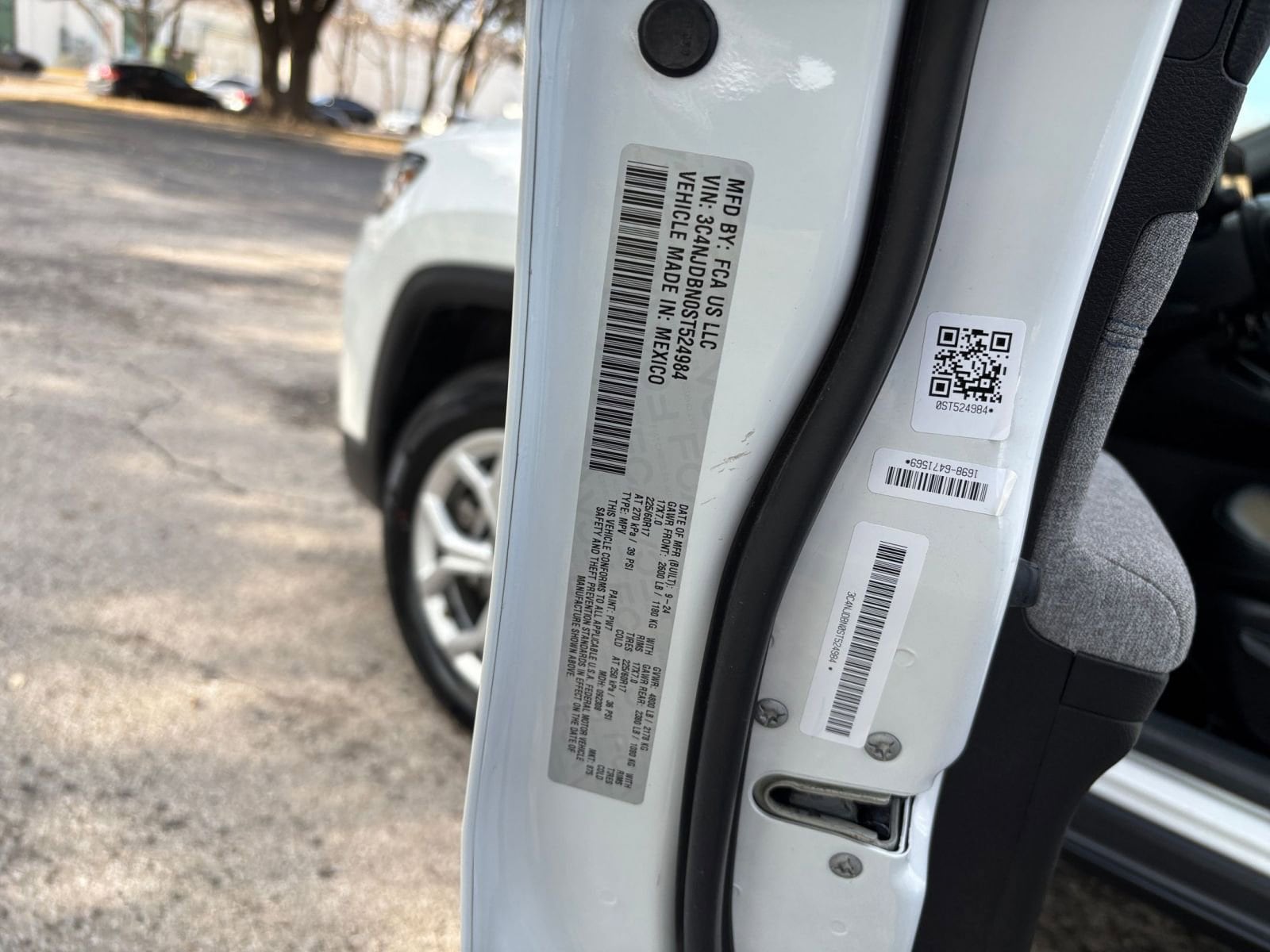 Thumbnail: 2025 Jeep Compass - 23