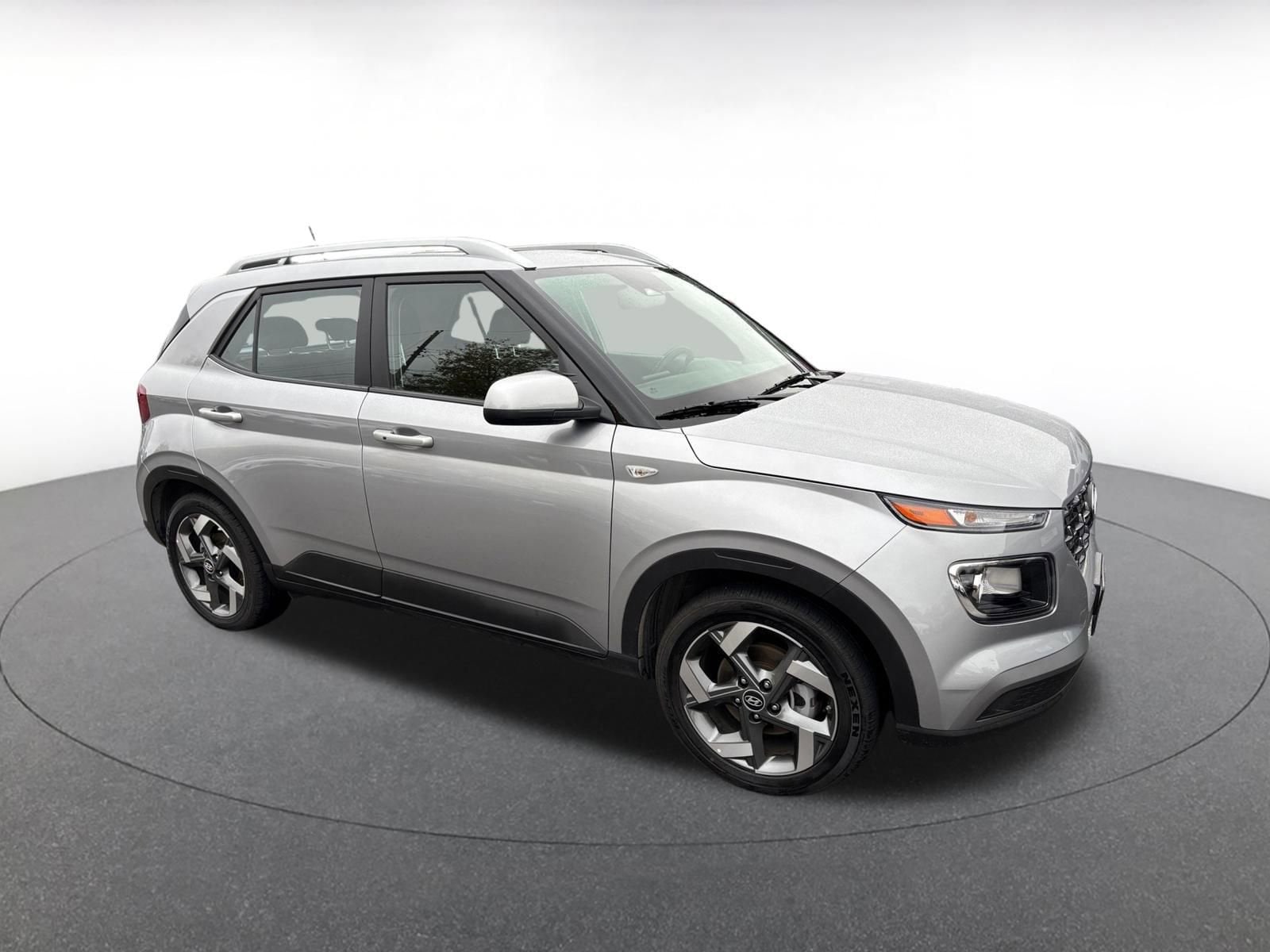 Thumbnail: 2025 Hyundai Venue - 1