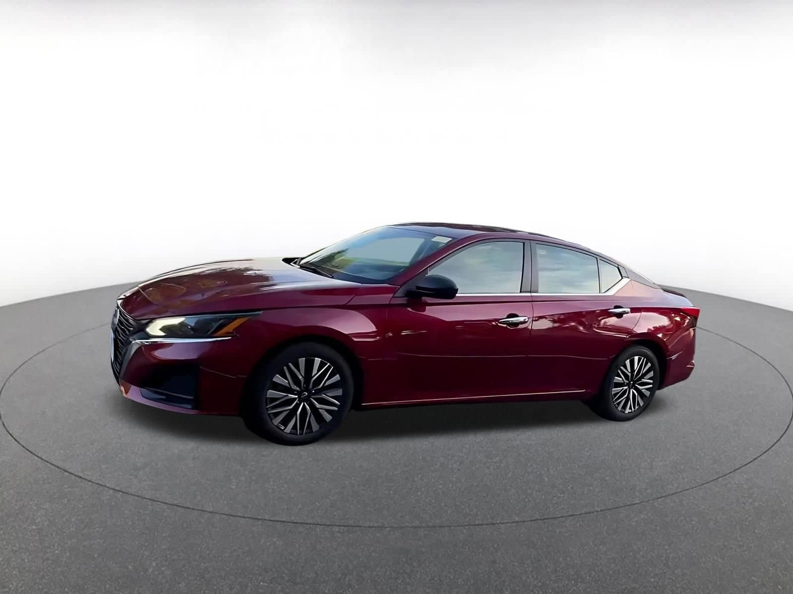 Thumbnail: 2025 Nissan Altima - 5