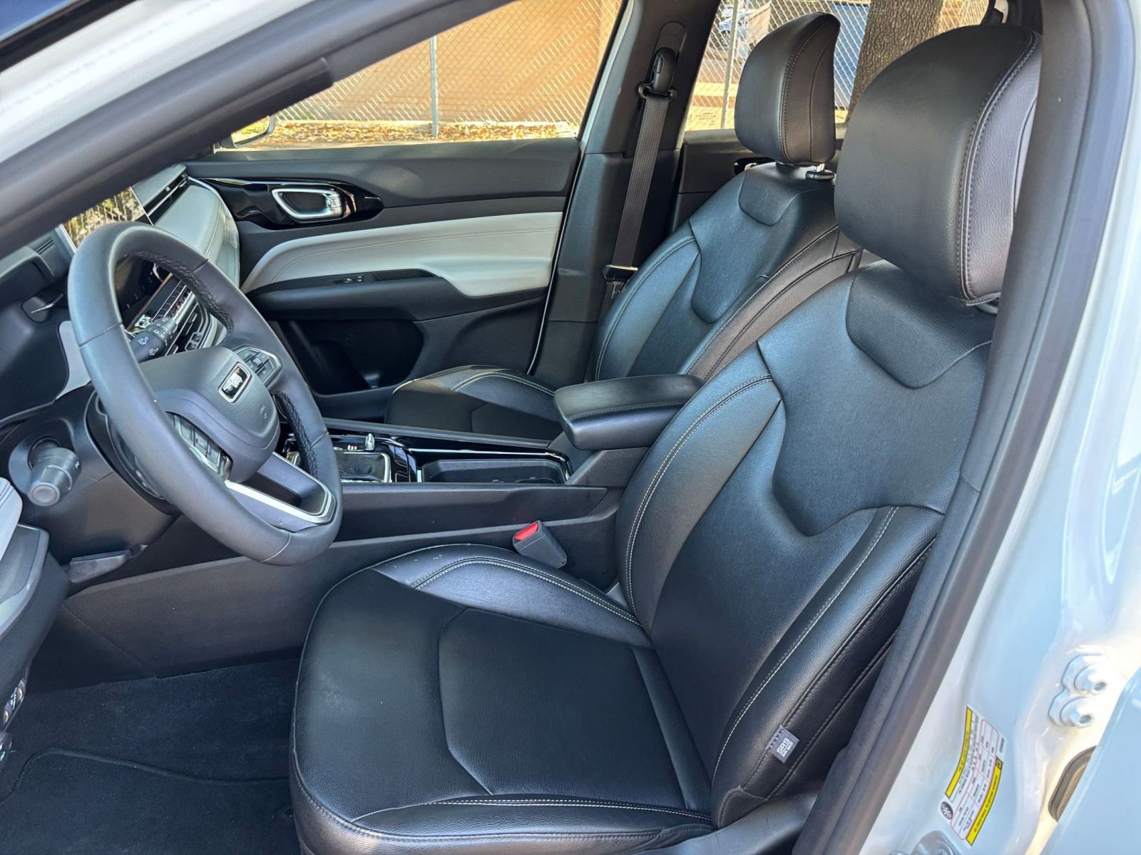 Thumbnail: 2025 Jeep Compass - 31