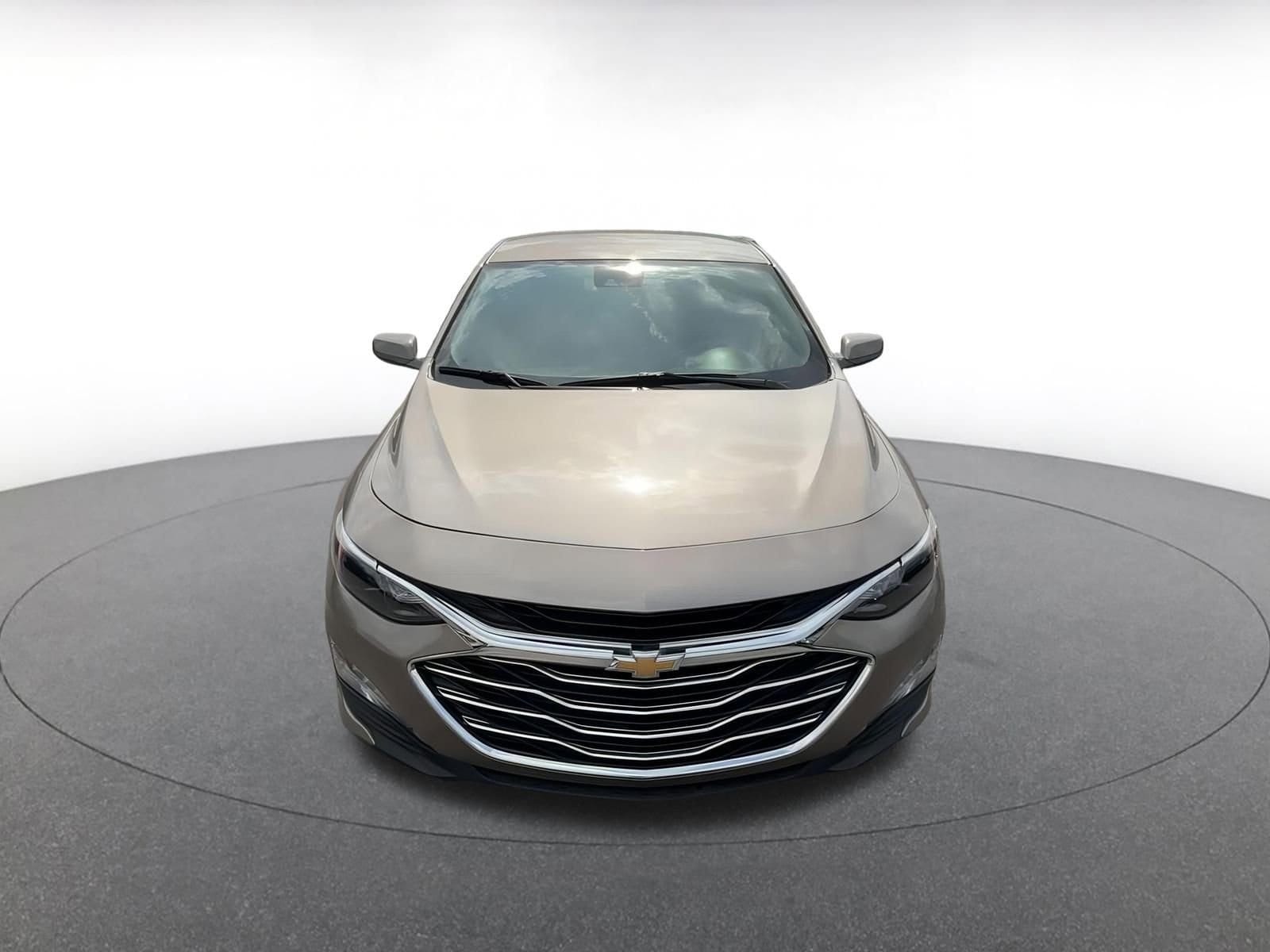 Thumbnail: 2024 Chevrolet Malibu - 5