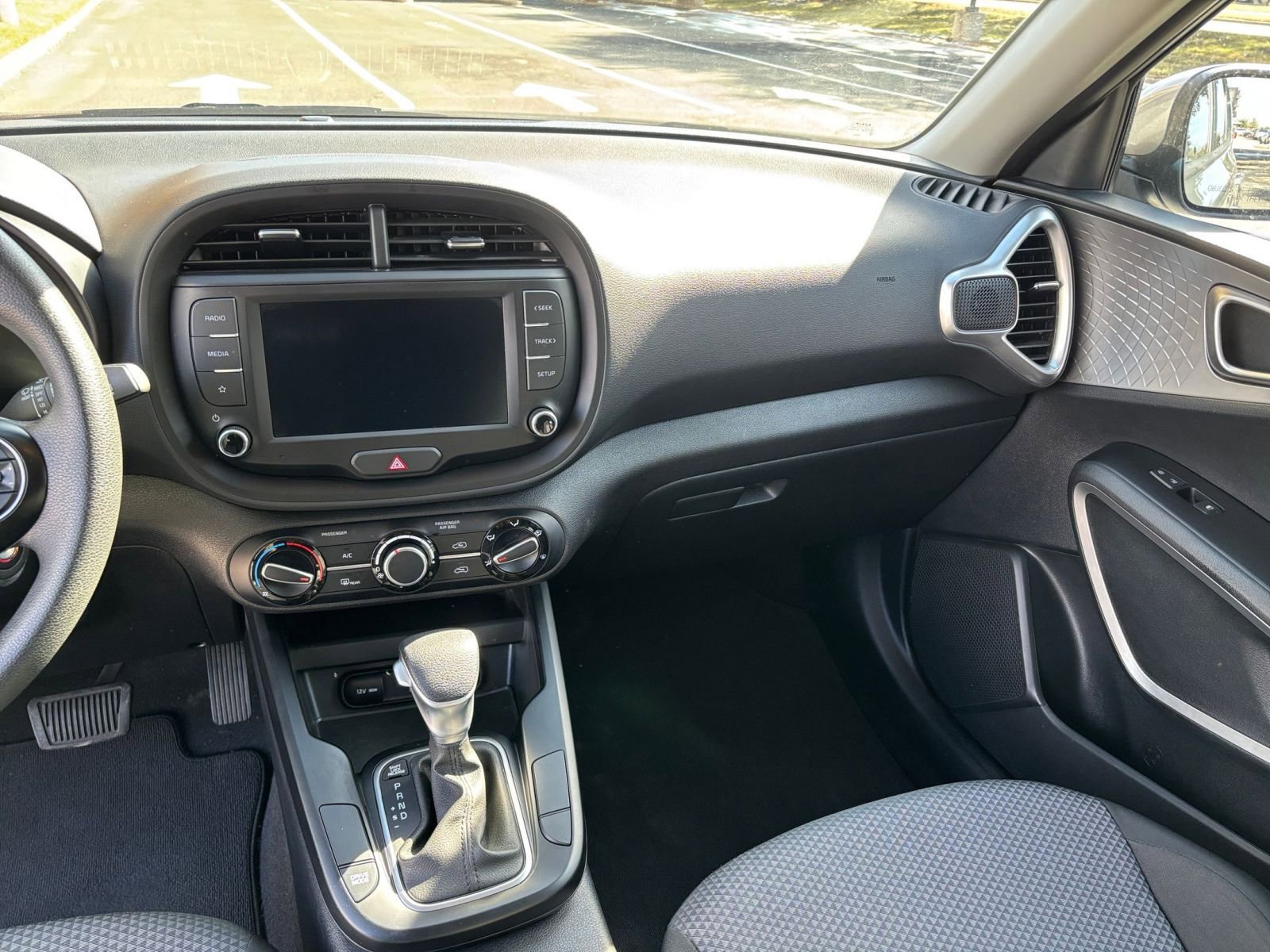 Thumbnail: 2025 Kia Soul - 30