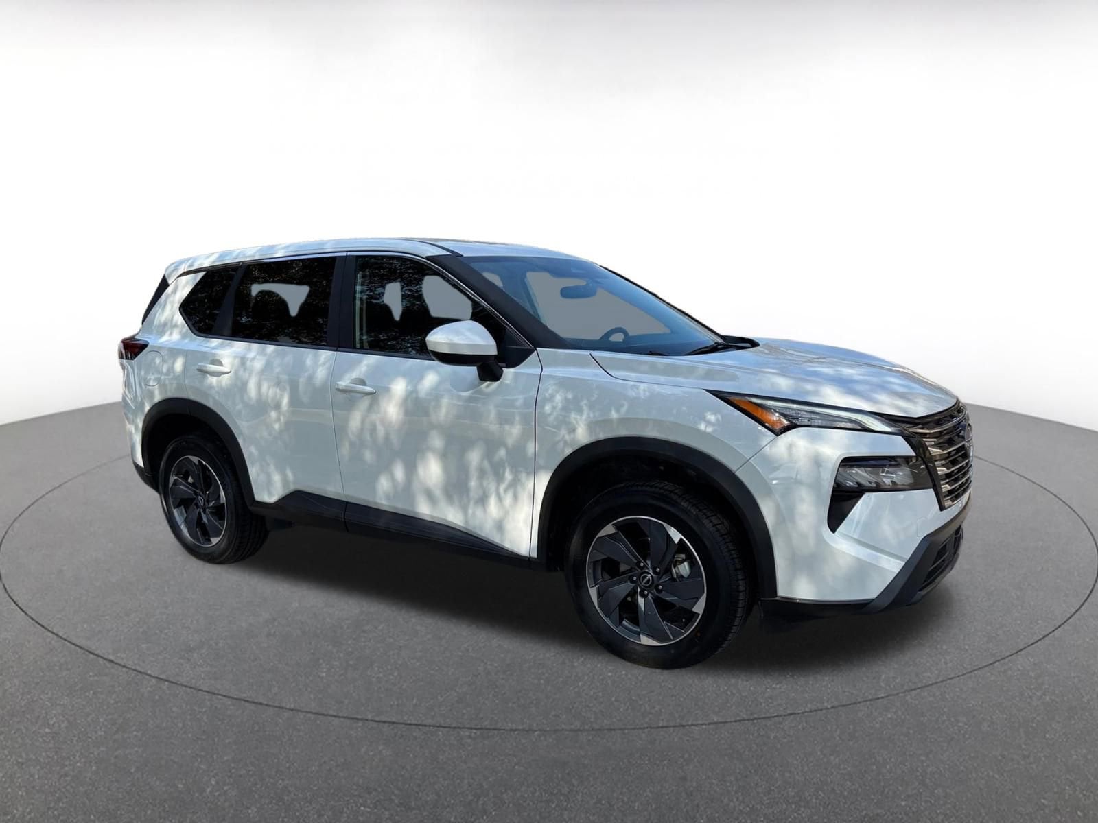 Thumbnail: 2025 Nissan Rogue - 1