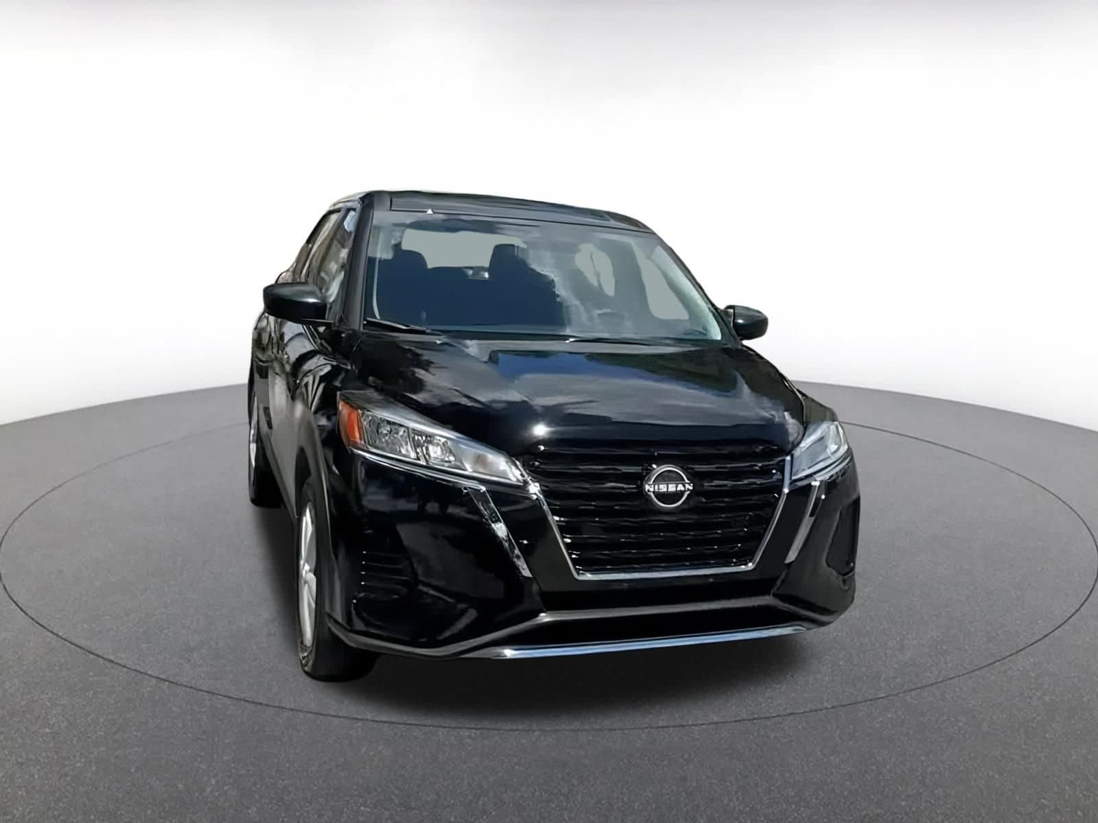 2024 Nissan Kicks S 3