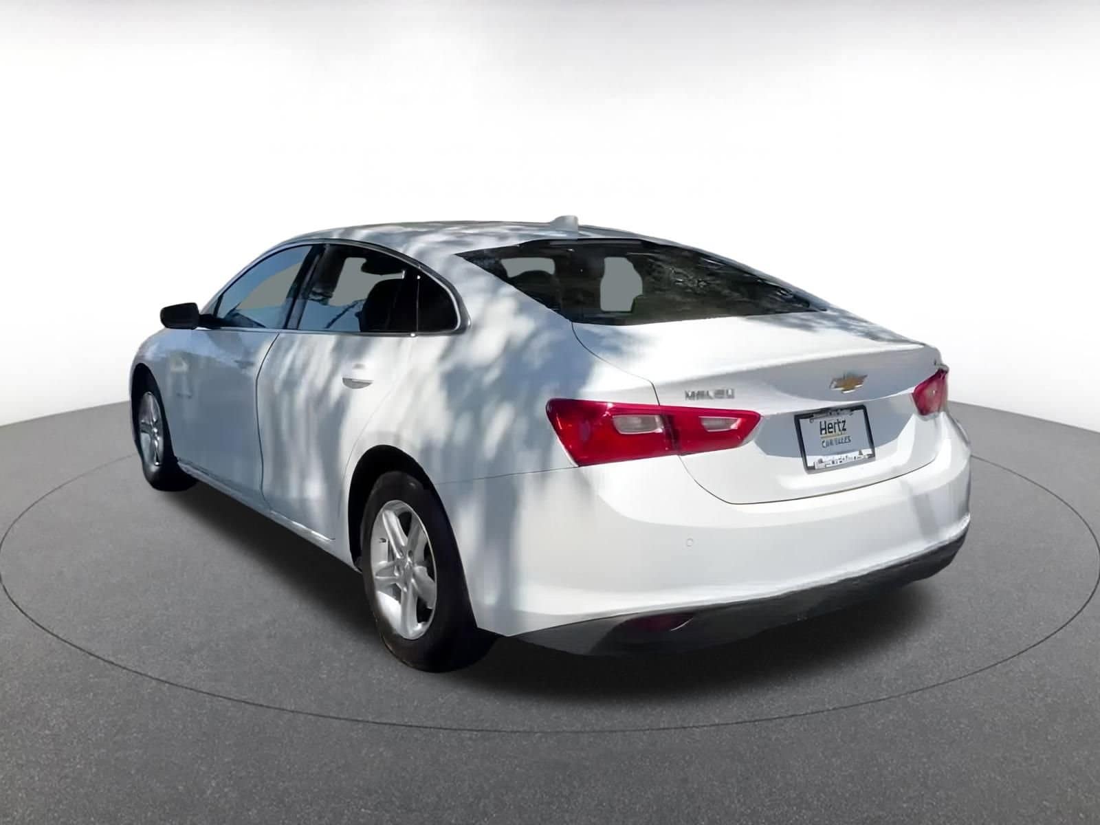Thumbnail: 2024 Chevrolet Malibu - 11