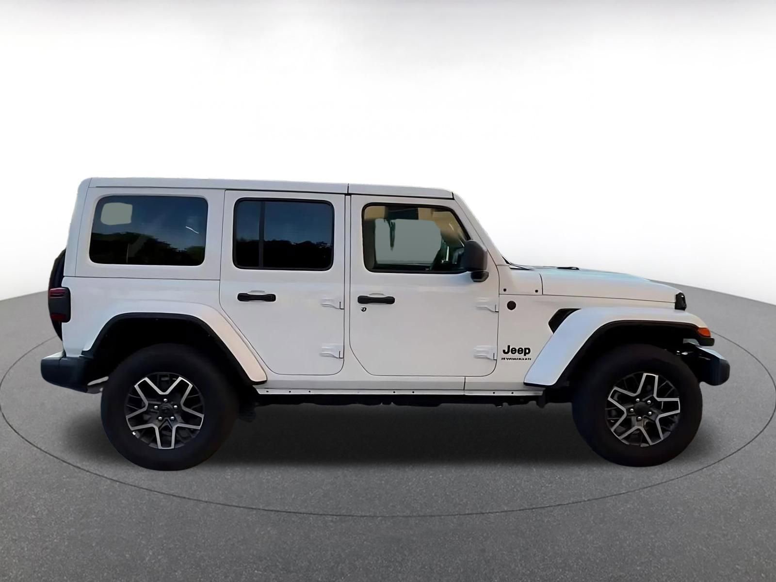 Thumbnail: 2025 Jeep Wrangler - 16
