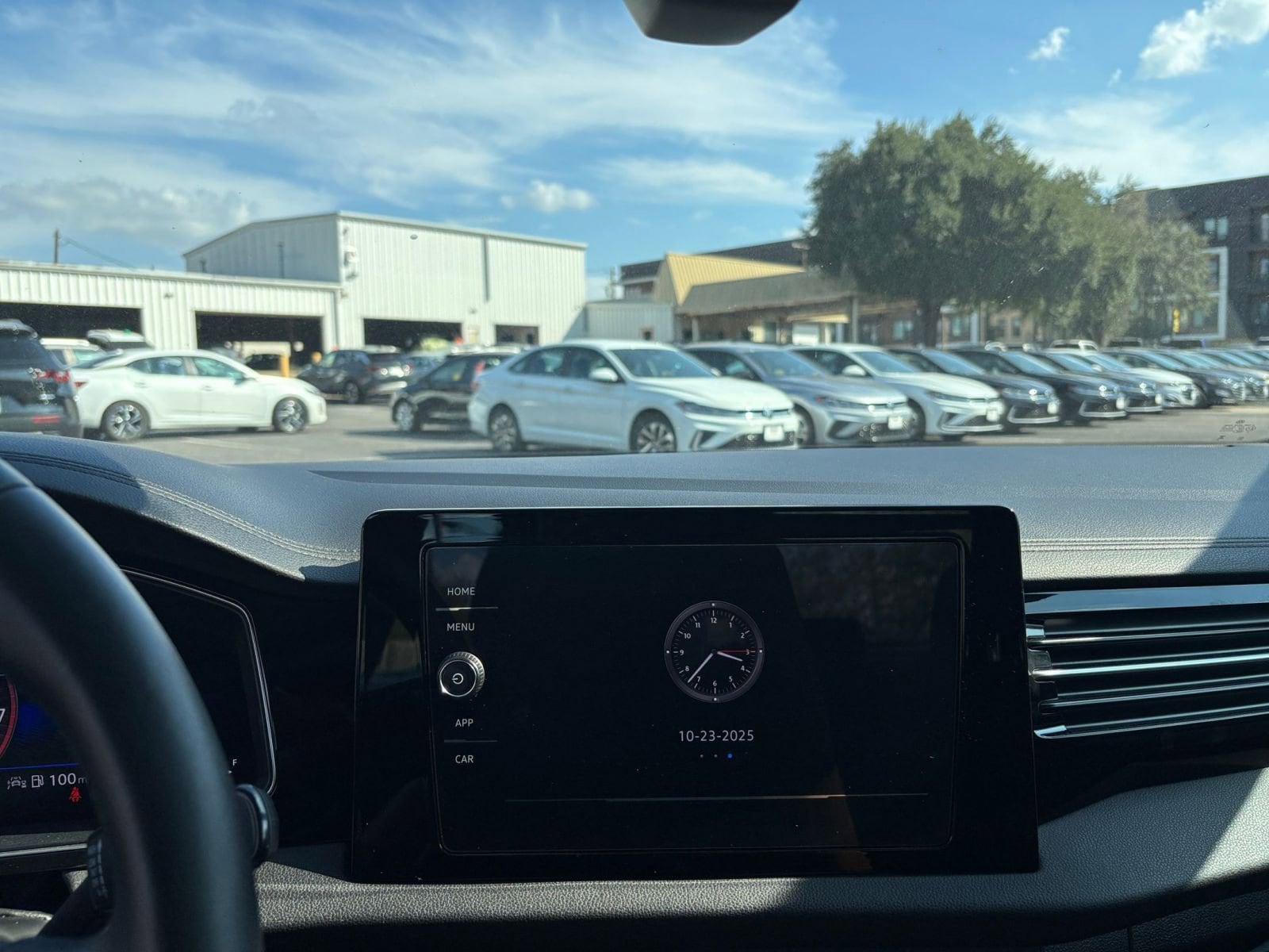 Thumbnail: 2025 Volkswagen Jetta - 18