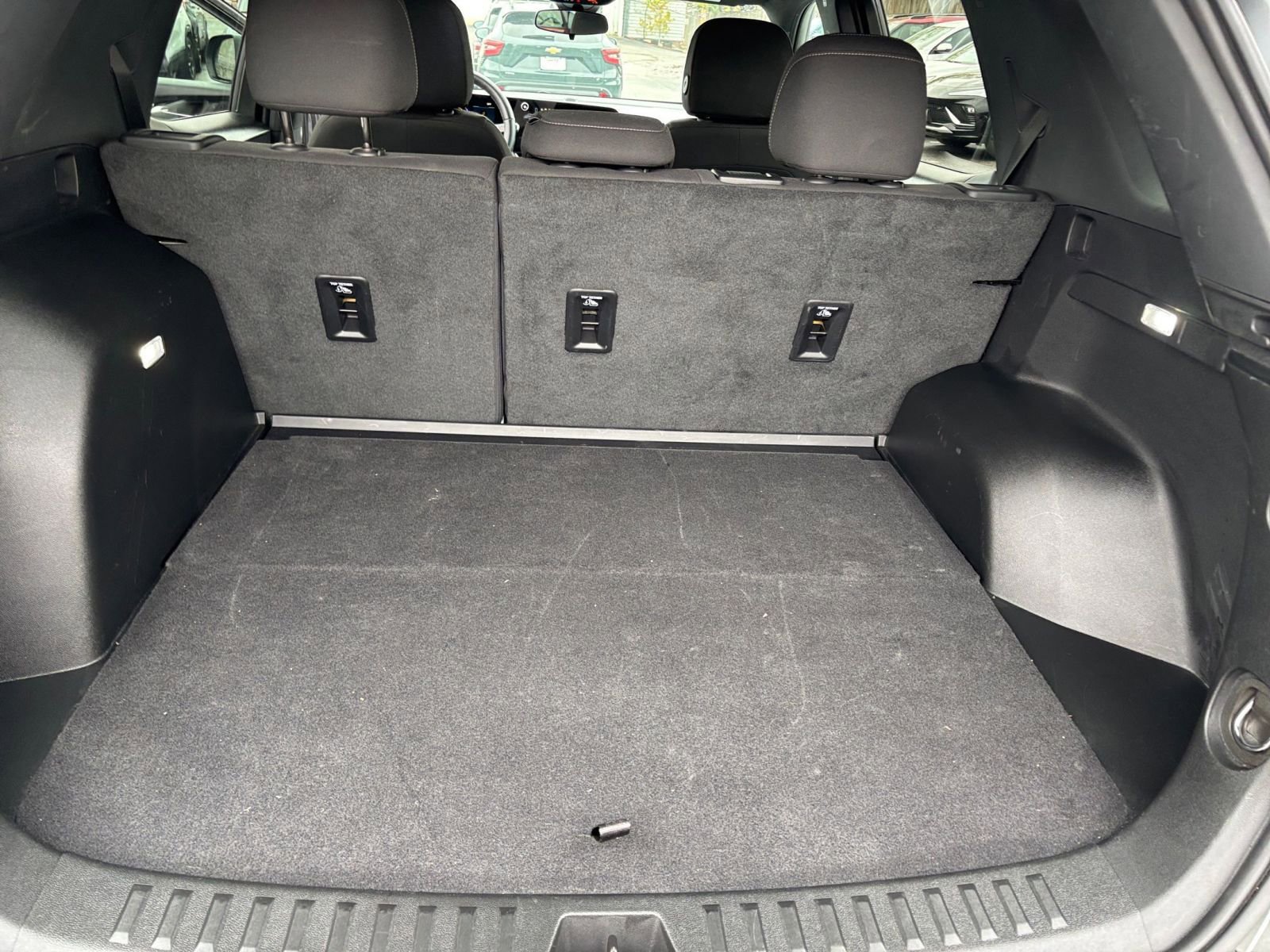 Thumbnail: 2025 Chevrolet Equinox - 25