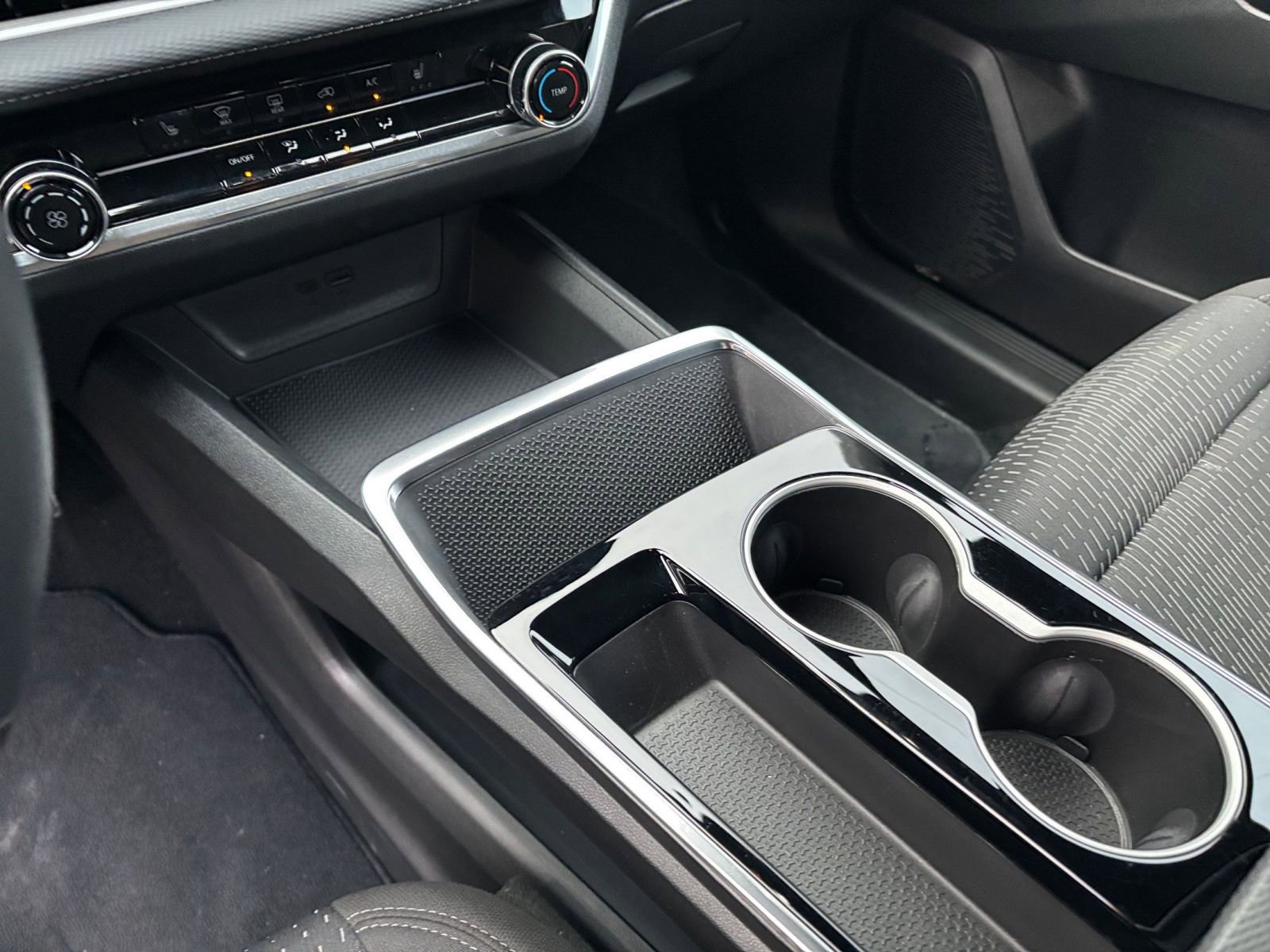 Thumbnail: 2025 Chevrolet Equinox - 35