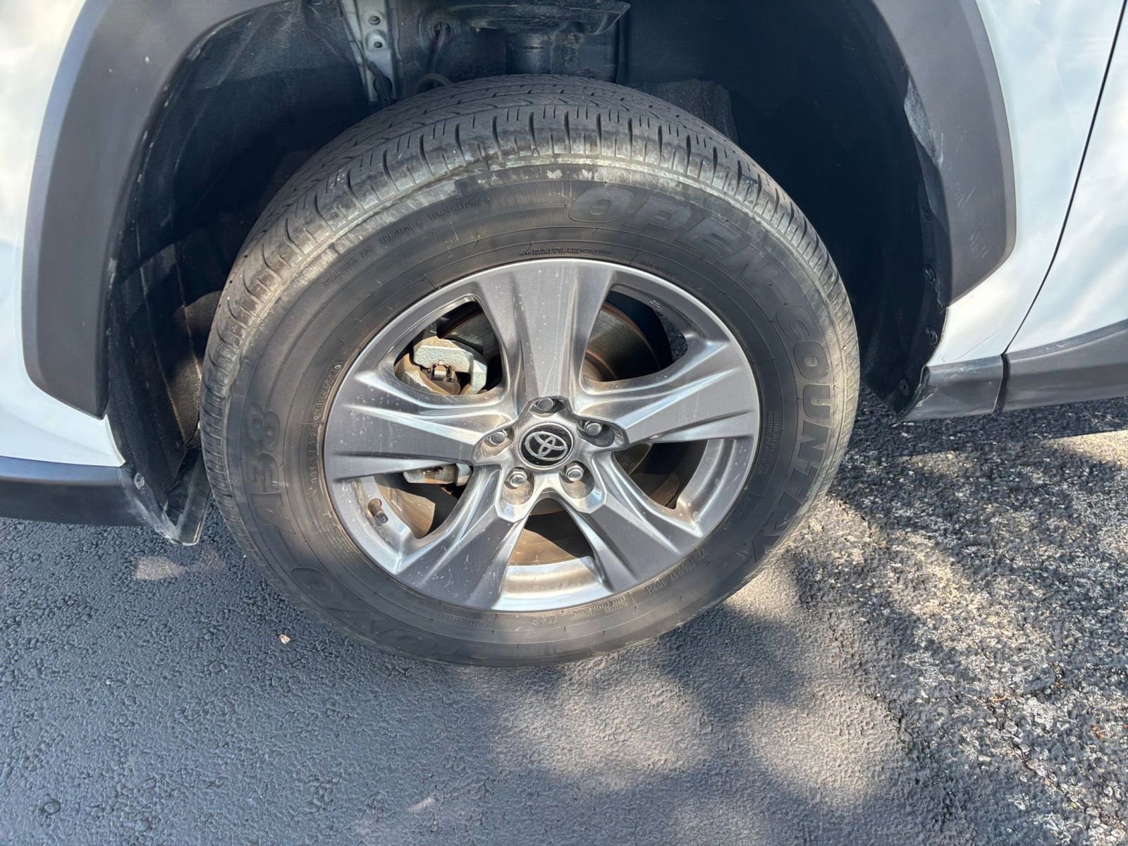 Thumbnail: 2025 Toyota RAV4 - 23