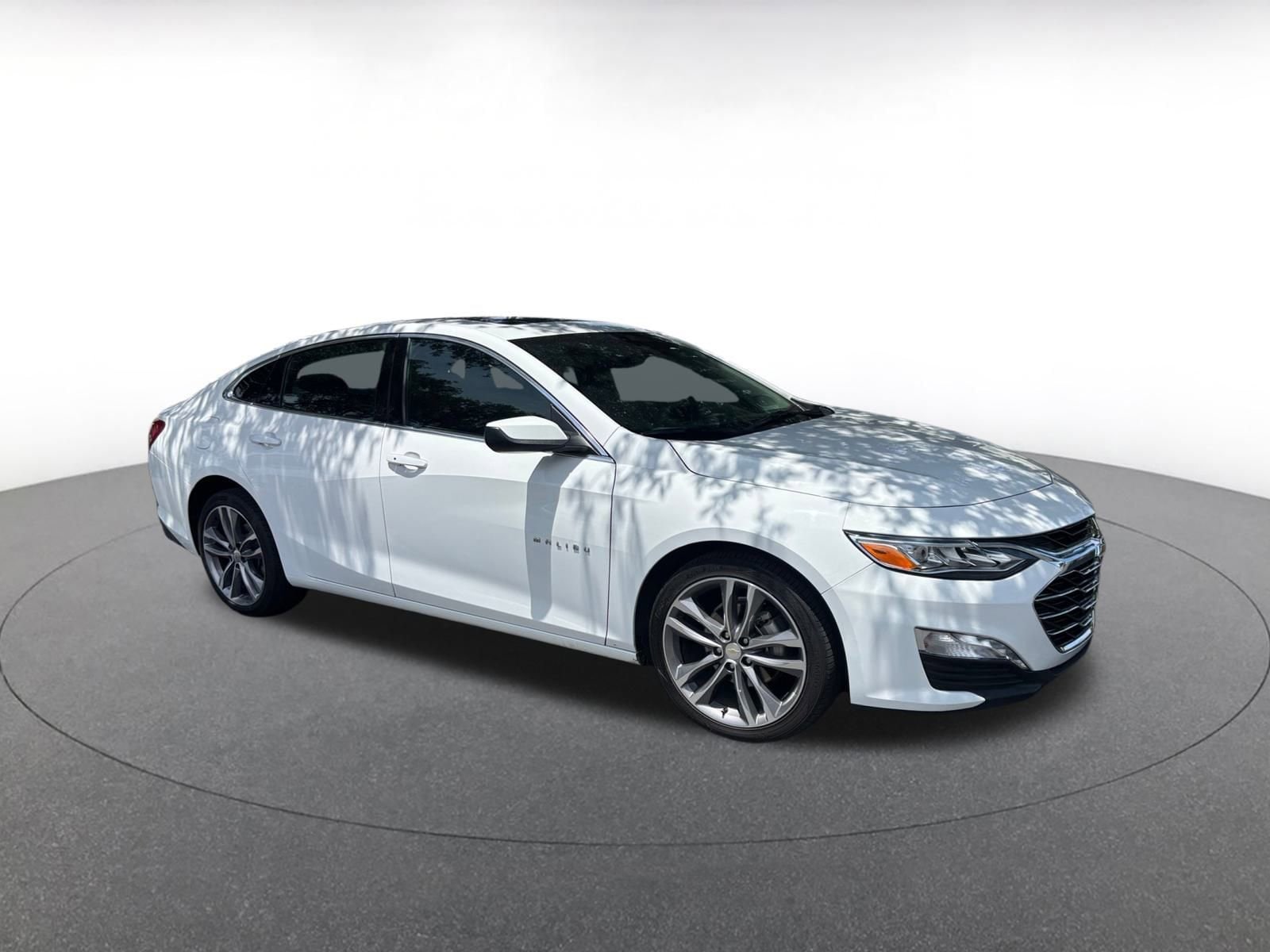 Thumbnail: 2024 Chevrolet Malibu - 1