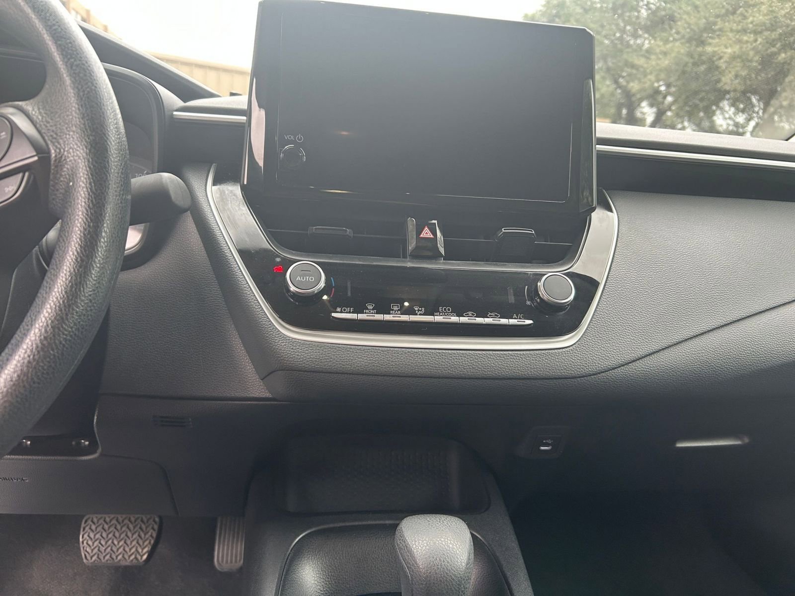 Thumbnail: 2025 Toyota Corolla - 18