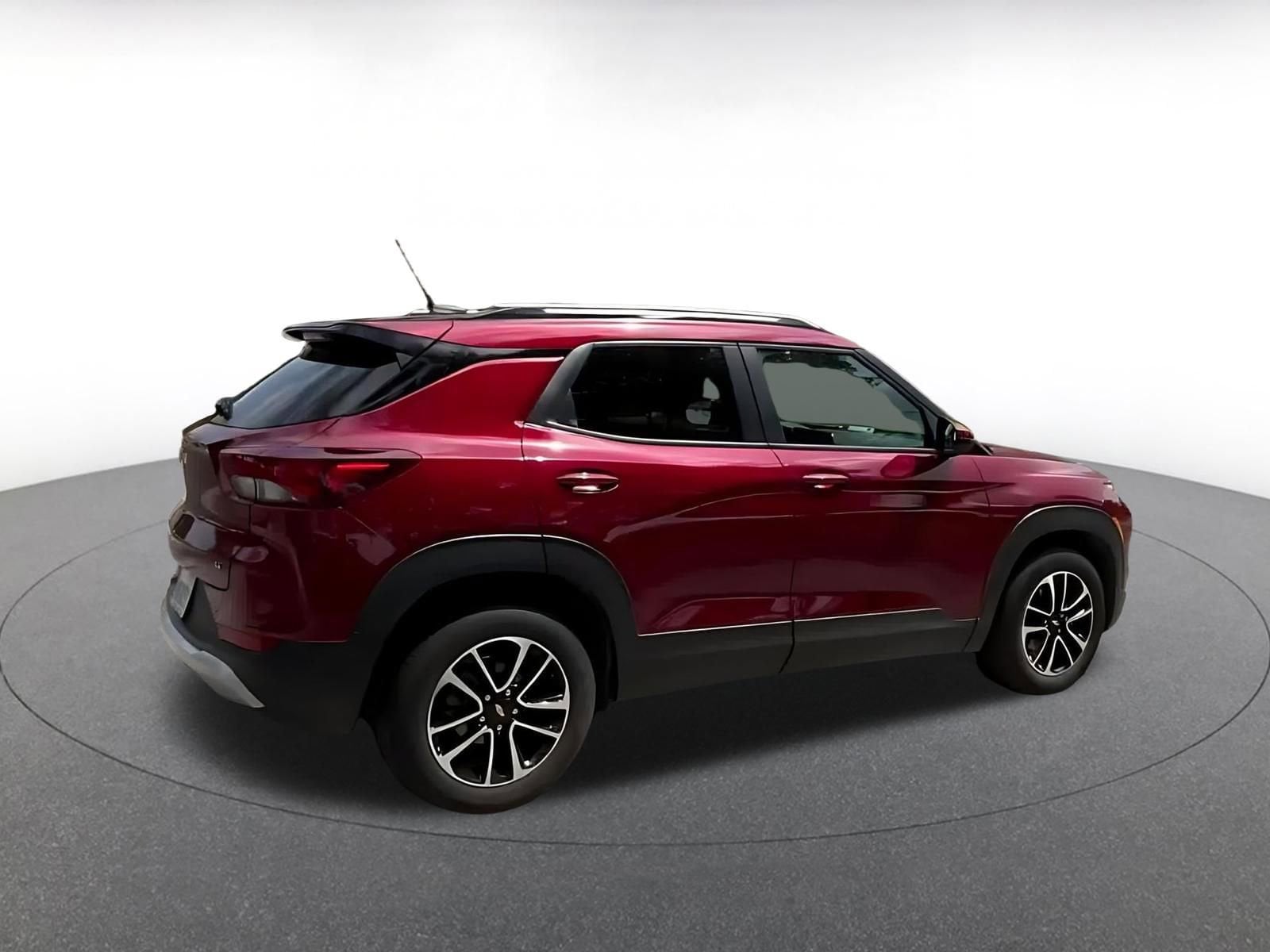 Thumbnail: 2025 Chevrolet TrailBlazer - 13