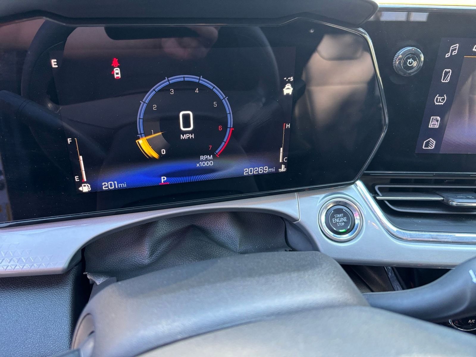 Thumbnail: 2025 Chevrolet Trax - 34