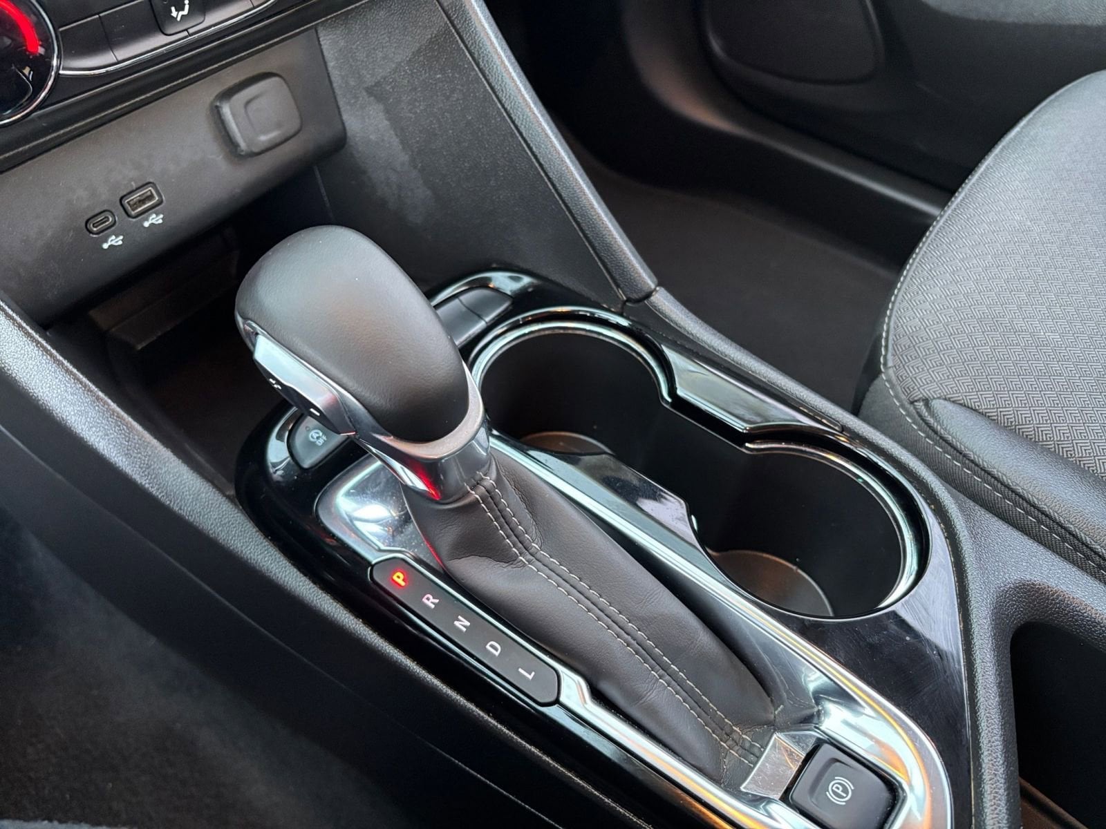 Thumbnail: 2025 Buick Encore GX - 35