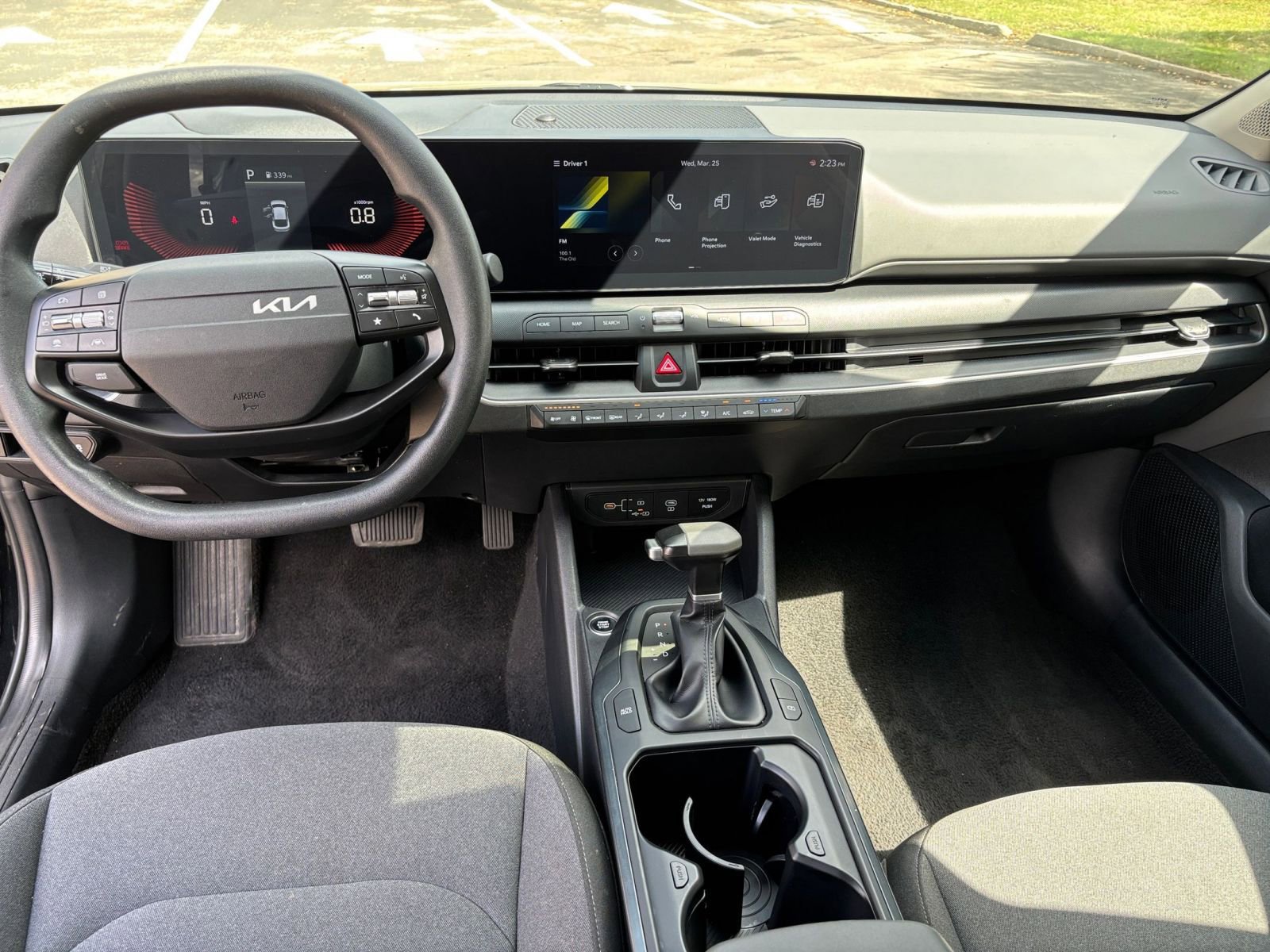 Thumbnail: 2025 Kia K4 - 28