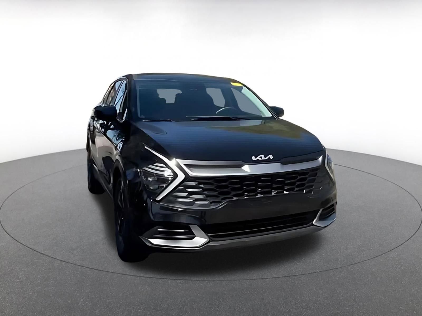 Thumbnail: 2025 Kia Sportage - 3