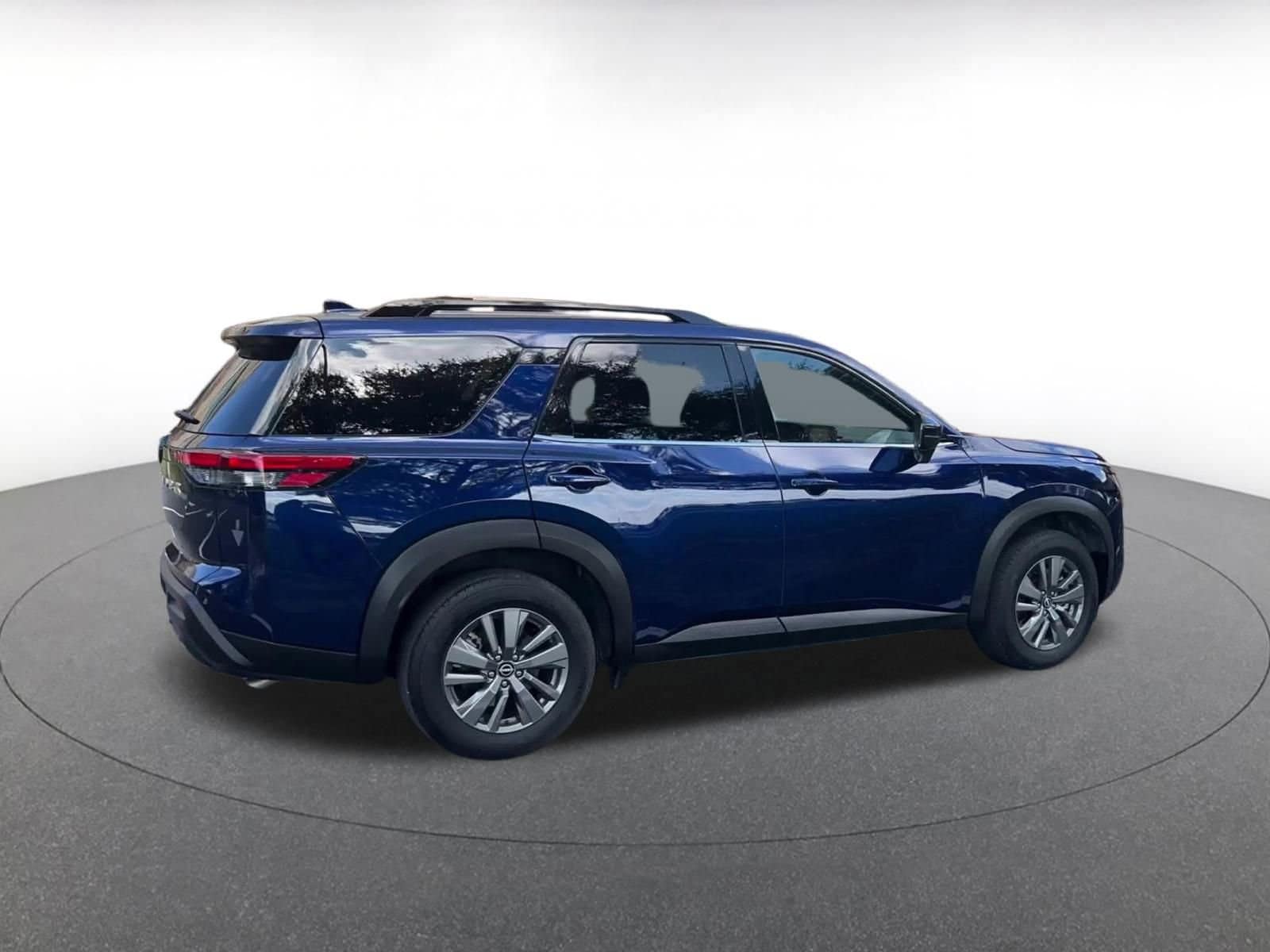 Thumbnail: 2025 Nissan Pathfinder - 13