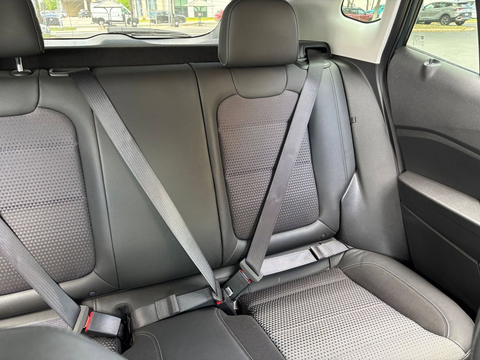 Thumbnail: 2025 Chevrolet Trax - 32