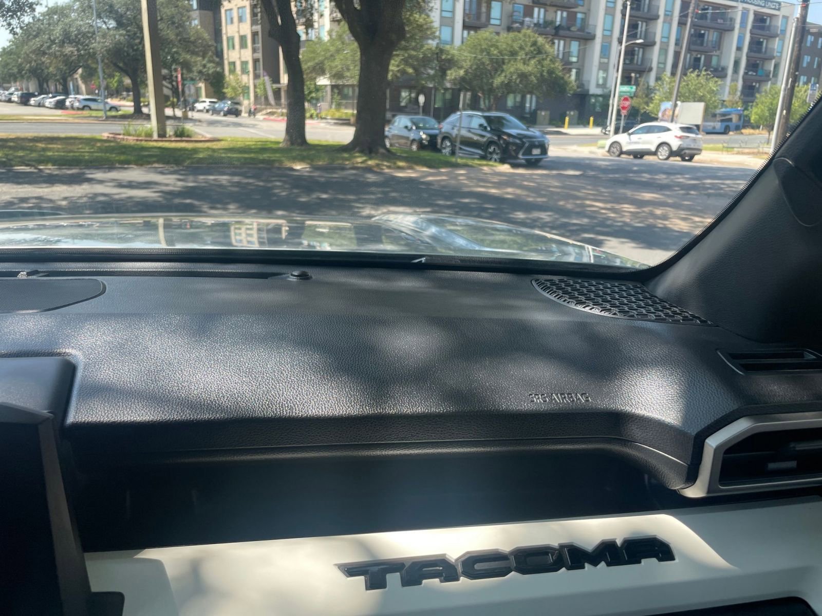 Thumbnail: 2024 Toyota Tacoma - 30