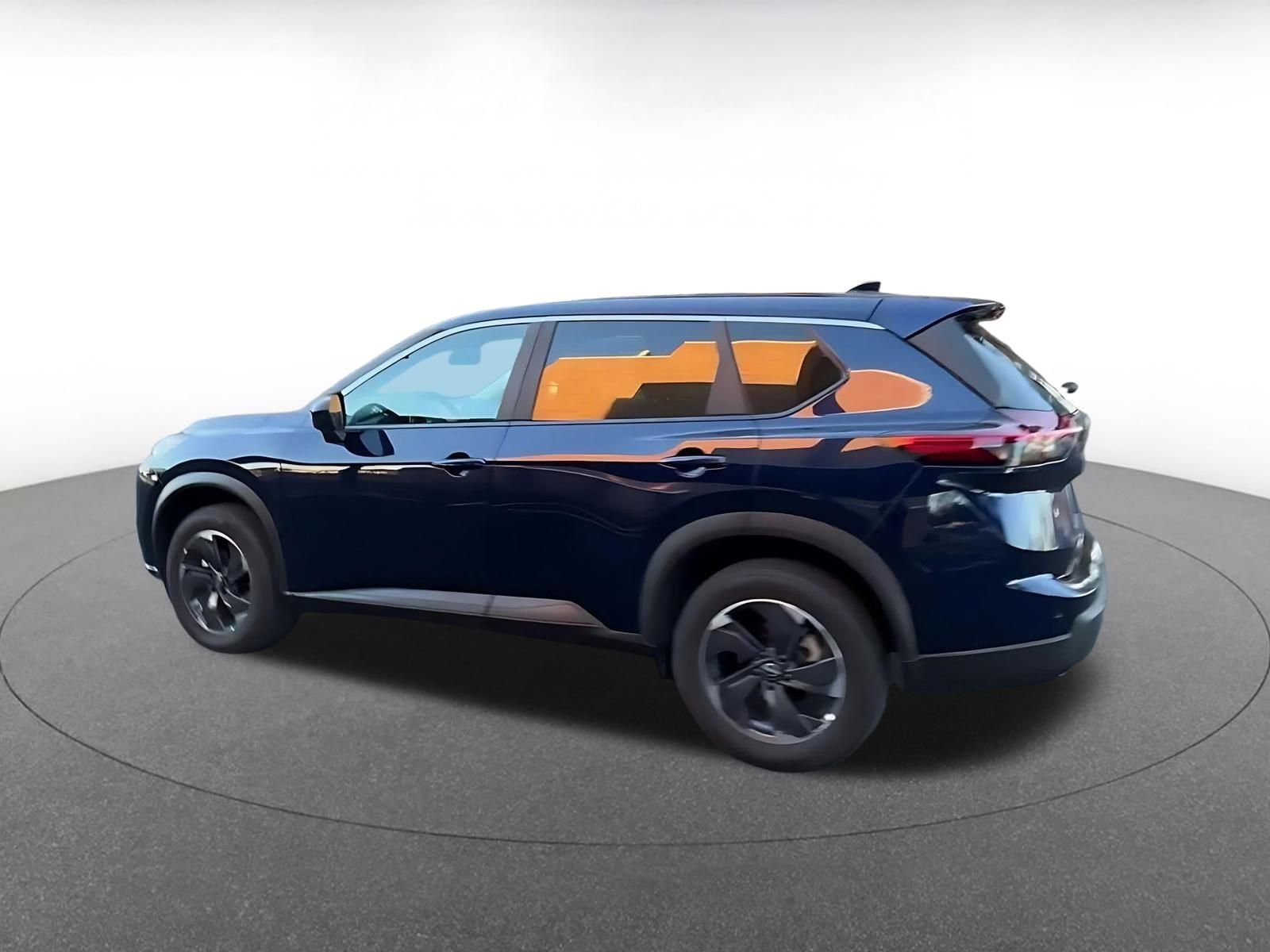 Thumbnail: 2025 Nissan Rogue - 10