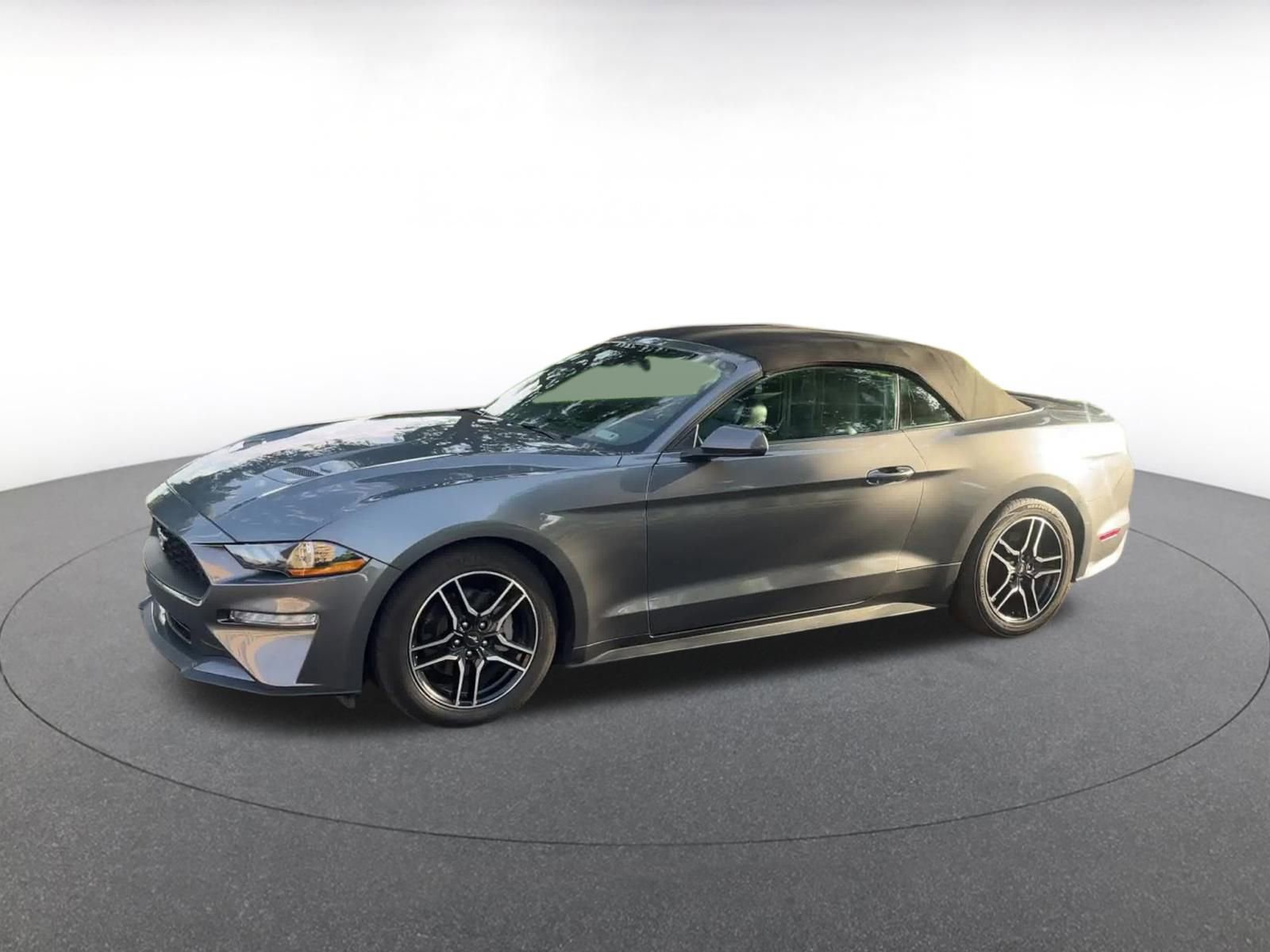 2023 Ford Mustang  6